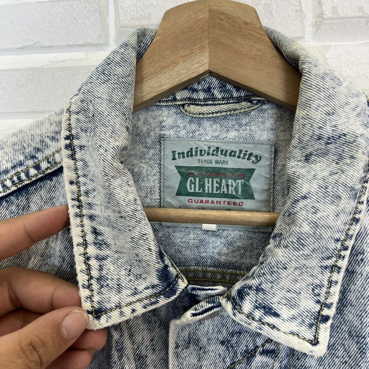 Japanese Brand VINTAGE BIKER GL HEART DENIM BOMBER JACKET ACID WASH DESIGN Size US L / EU 52-54 / 3 - 14 Thumbnail