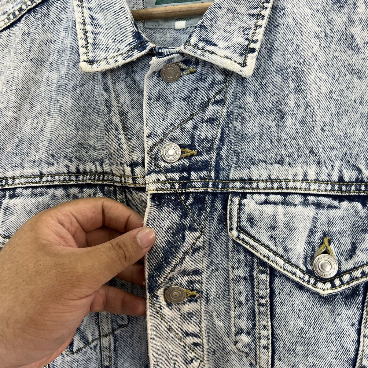 Japanese Brand VINTAGE BIKER GL HEART DENIM BOMBER JACKET ACID WASH DESIGN Size US L / EU 52-54 / 3 - 6 Thumbnail