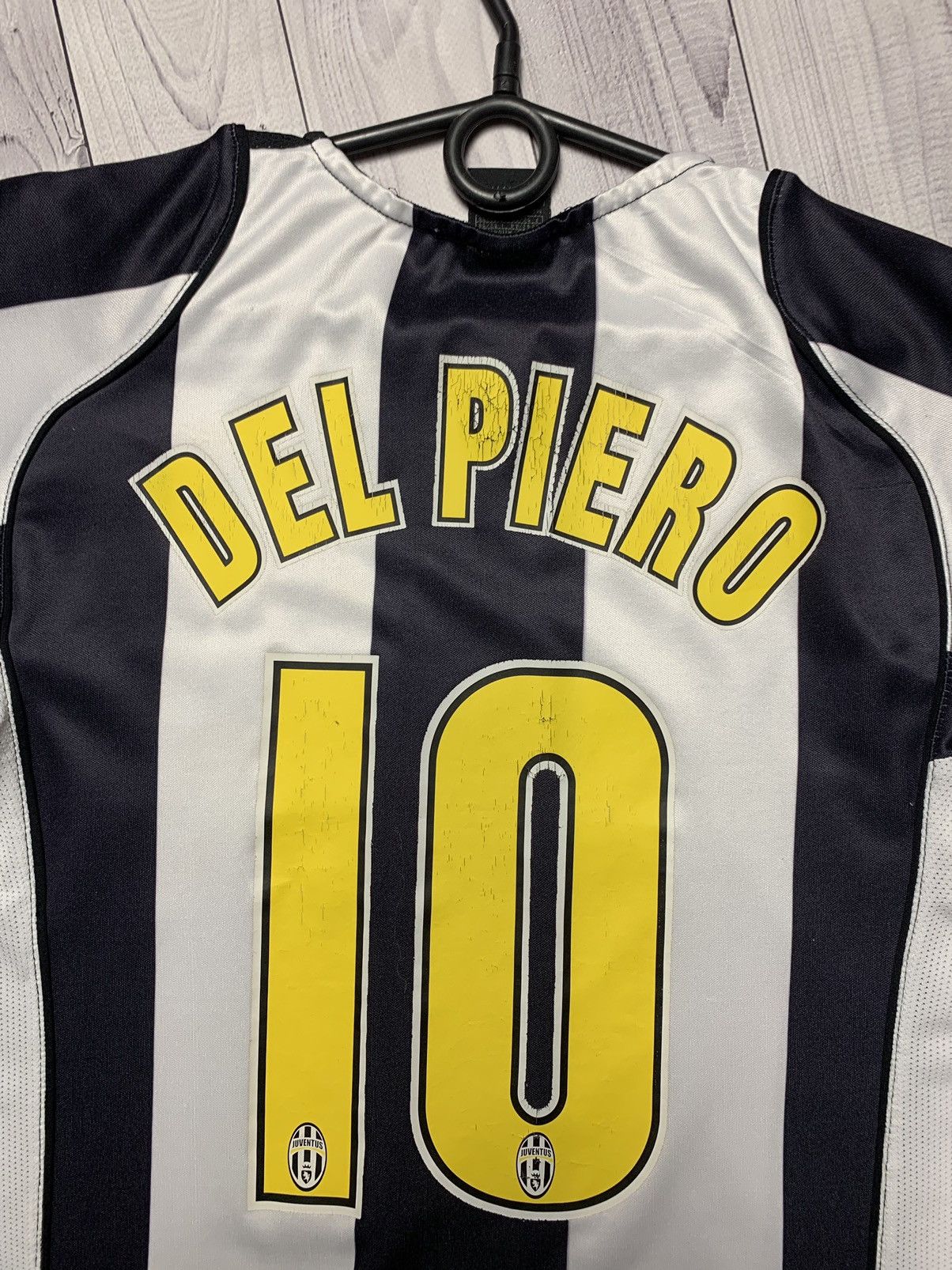Nike × Vintage Vintage Juventus soccer jersey Nike total 90 Del piero 10 L Size US L / EU 52-54 / 3 - 7 Thumbnail