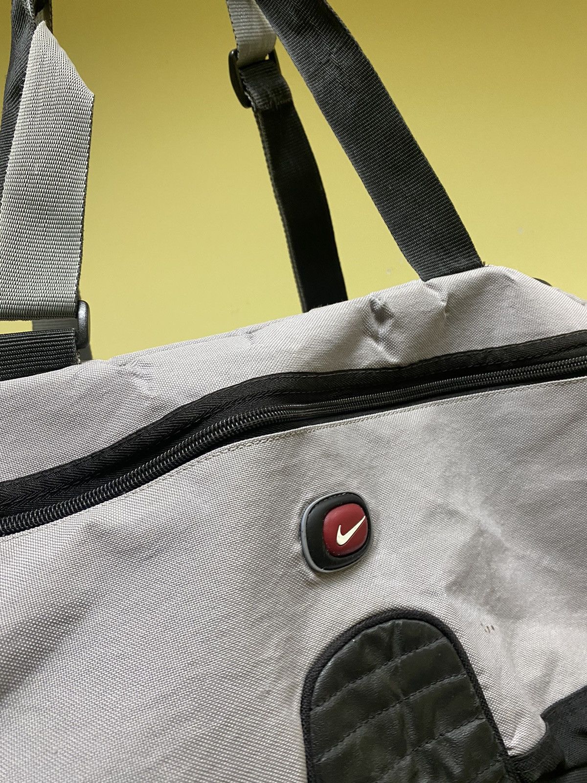 Nike Nike vintage 90s sport handle bag small swoosh logo Size ONE SIZE - 2 Thumbnail