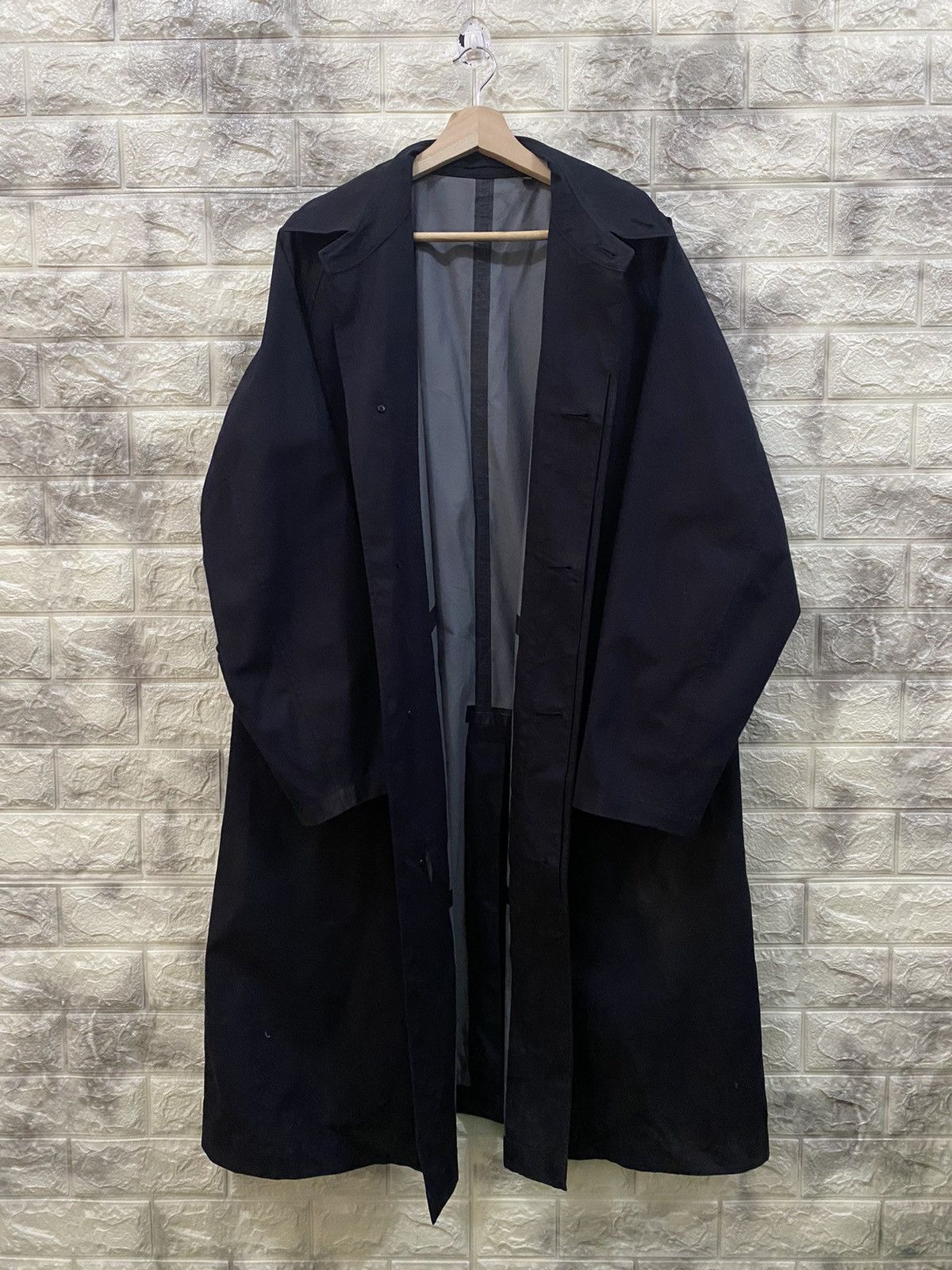 Undercover × Uniqlo Uniqlo Undercover Transcoat Size US L / EU 52-54 / 3 - 5 Thumbnail