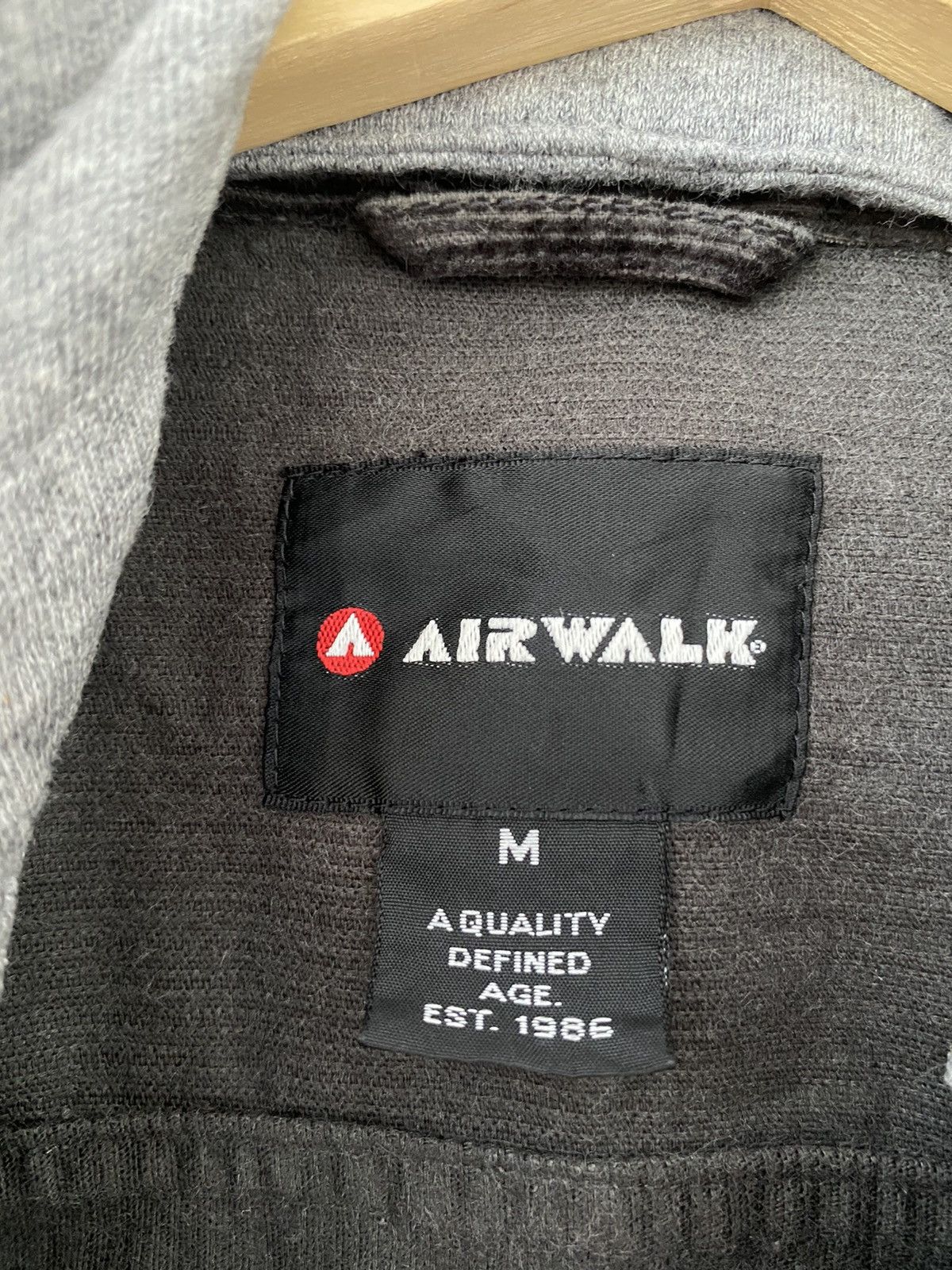 Airwalk Airwalk Velvet/Corduroy Jacket Hoodie Size US M / EU 48-50 / 2 - 3 Thumbnail