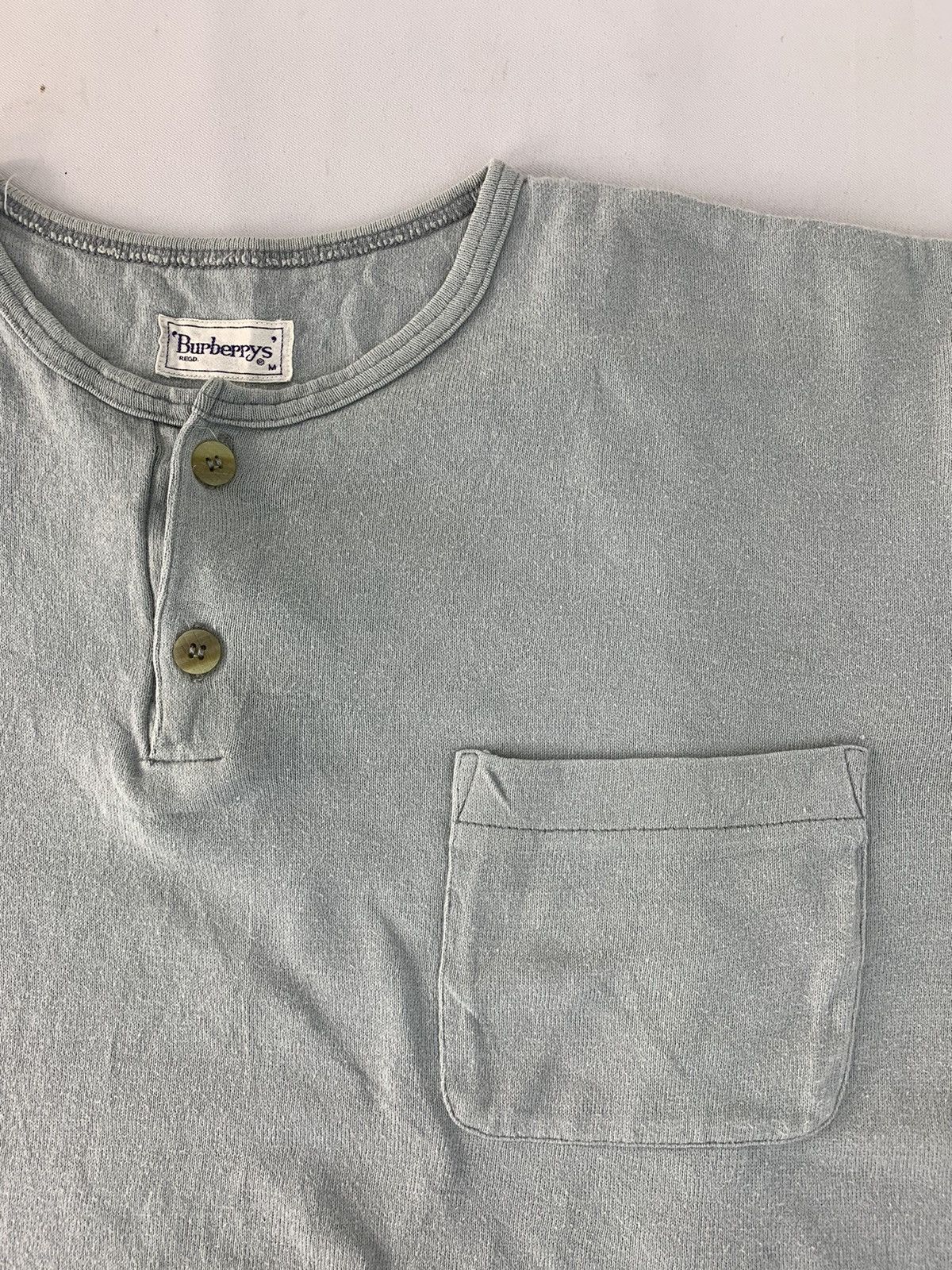 Burberry Burberry Burberrys Longsleeve Single Pocket Baggy Loose Tee Size M / US 6-8 / IT 42-44 - 2 Thumbnail