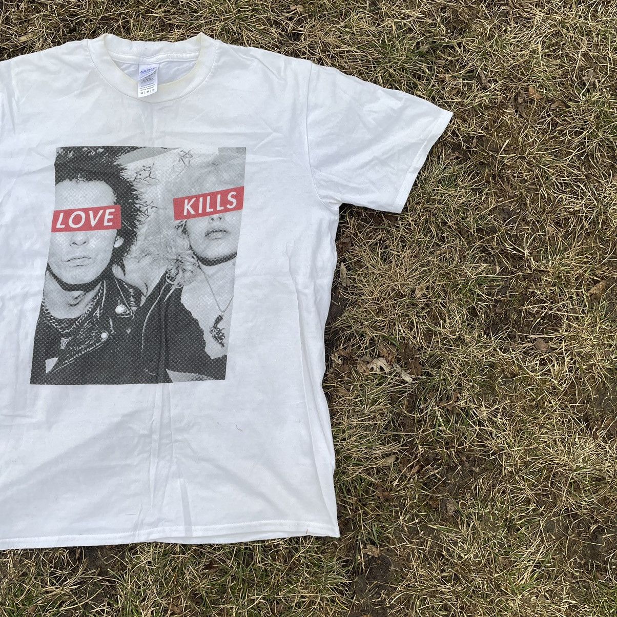 Band Tees Vintage Tee 90s Love Kills Skulls Vamp Dead Face M Size US M / EU 48-50 / 2 - 3 Thumbnail