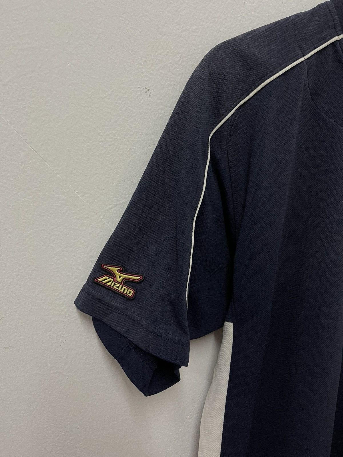 Mizuno × Vintage Vintage Mizuno Mini Logo Half Button Jersey Size US M / EU 48-50 / 2 - 3 Thumbnail