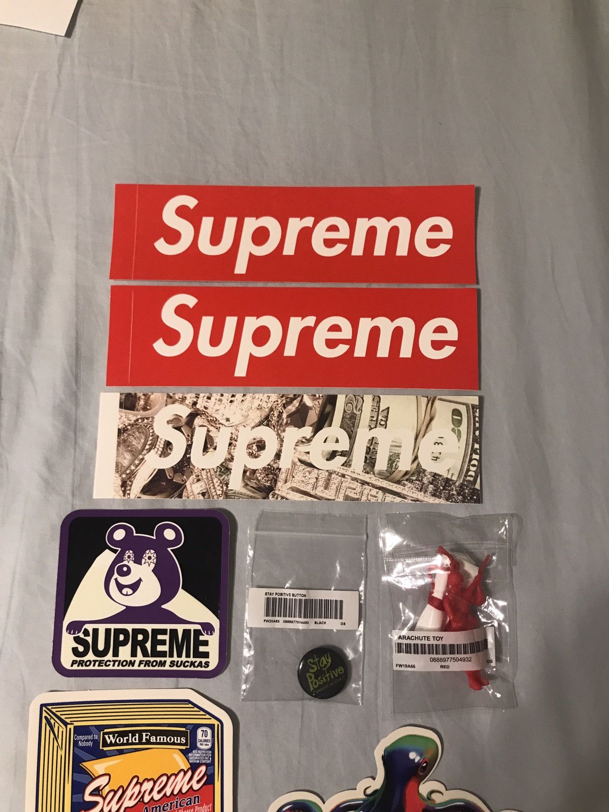 Supreme Supreme Sticker and Accessories Lot Size ONE SIZE - 3 Thumbnail