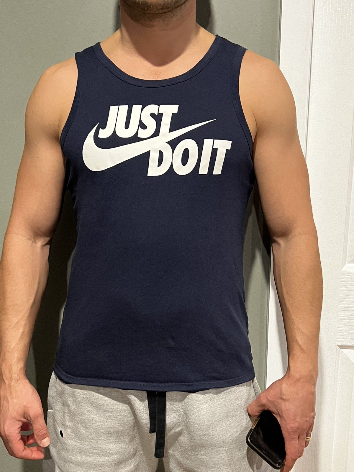Nike Nike mans sportswear. Tank-top Size US S / EU 44-46 / 1 - 2 Thumbnail