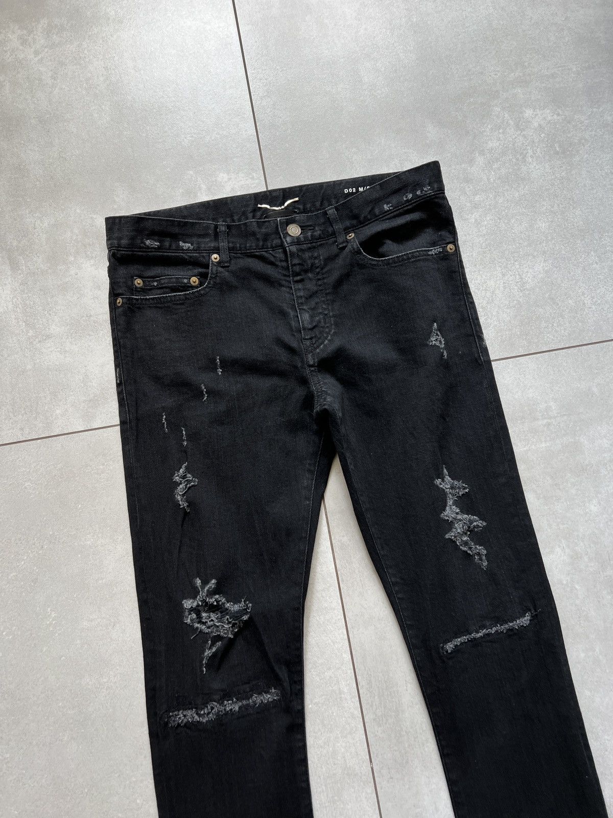 Saint Laurent Paris Saint laurent paris d02 hedi skinny black distressed jeans Size US 32 / EU 48 - 3 Thumbnail
