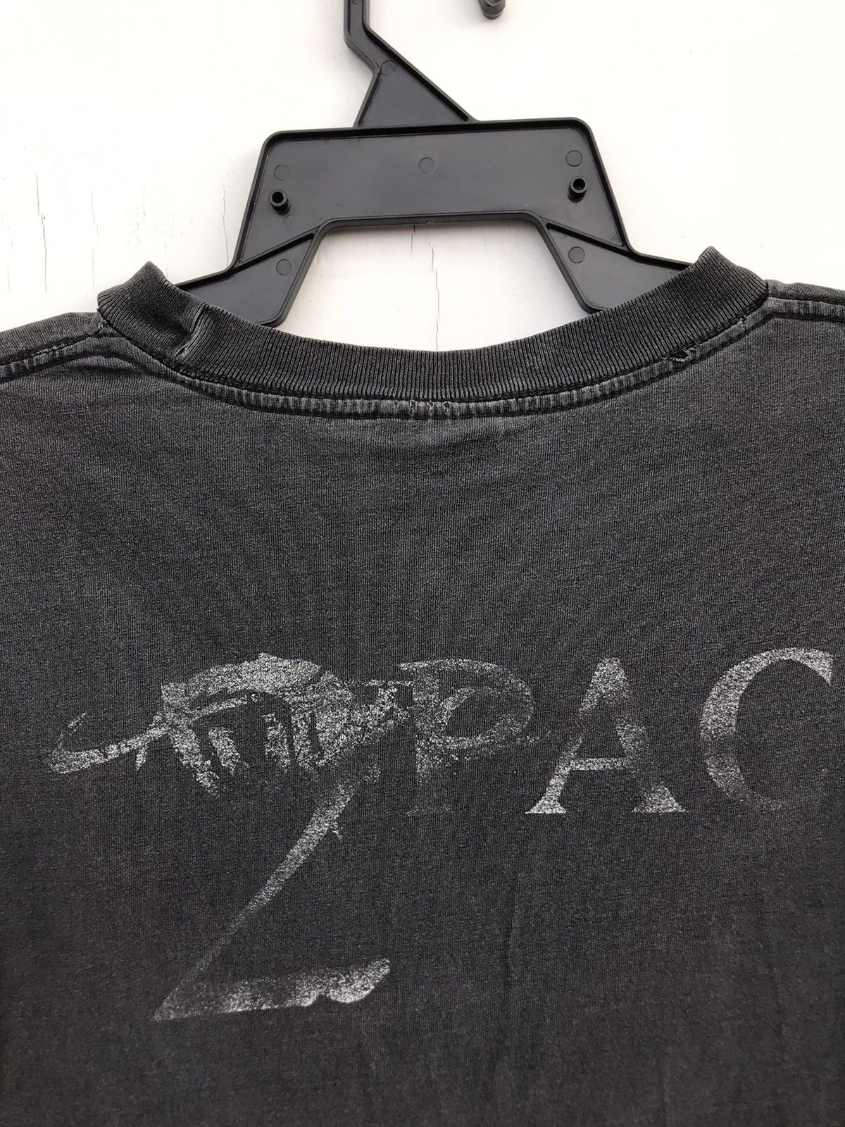 Band Tees Vintage Bootleg Tupac Shakur 2pac Memorial Rap Tees Size US L / EU 52-54 / 3 - 7 Thumbnail