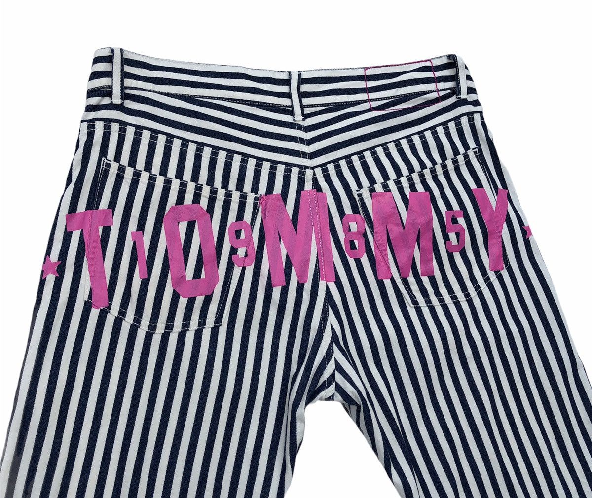 Tommy Hilfiger Tommy Striped Big Spell Out Short Pants Size US 35 - 4 Thumbnail