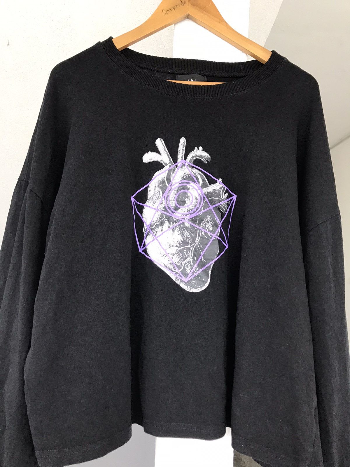 20471120 Drug Honey Crop Sweatshirt A4 Size US L / EU 52-54 / 3 - 6 Thumbnail