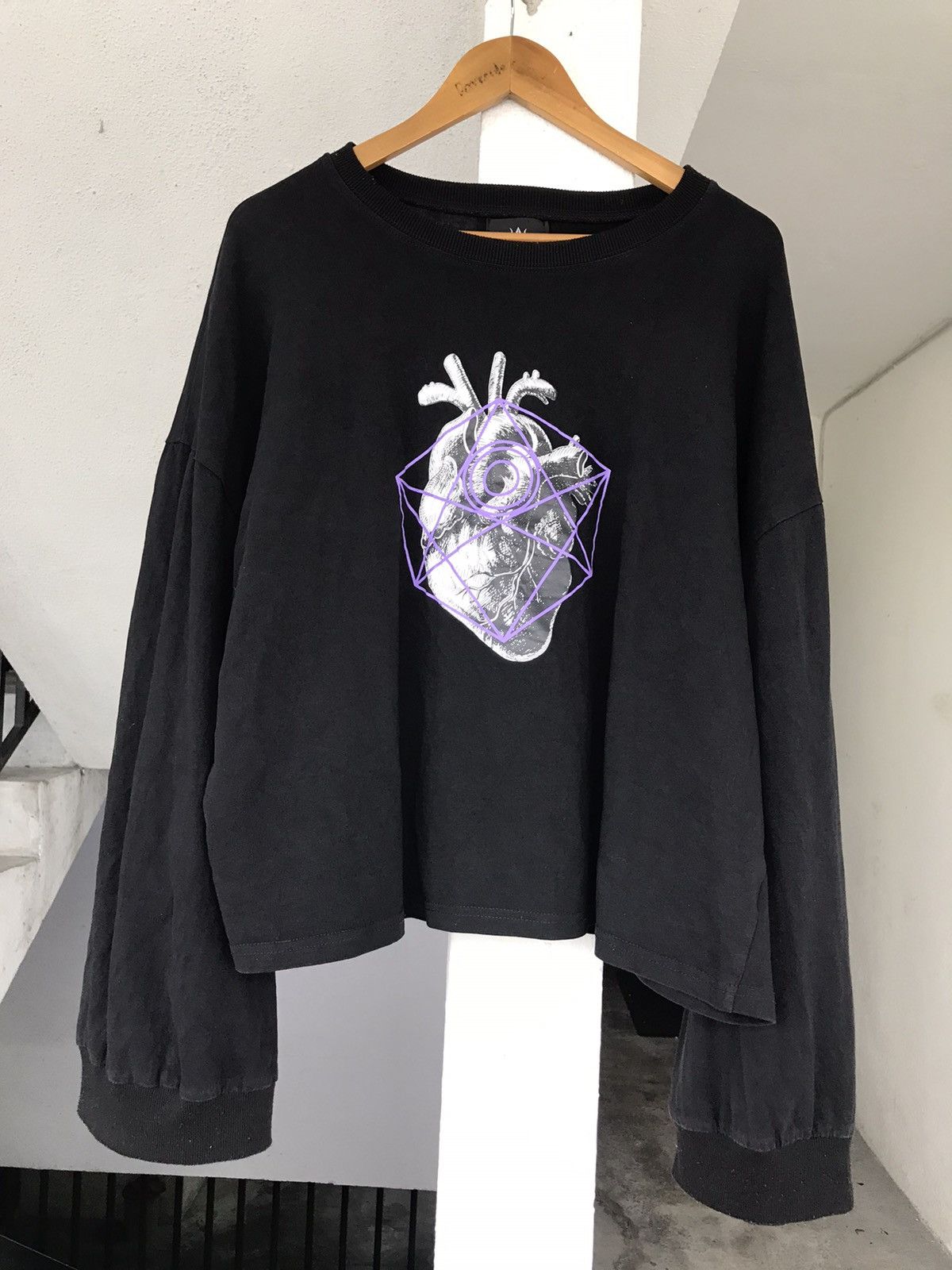 20471120 Drug Honey Crop Sweatshirt A4 Size US L / EU 52-54 / 3 - 5 Thumbnail