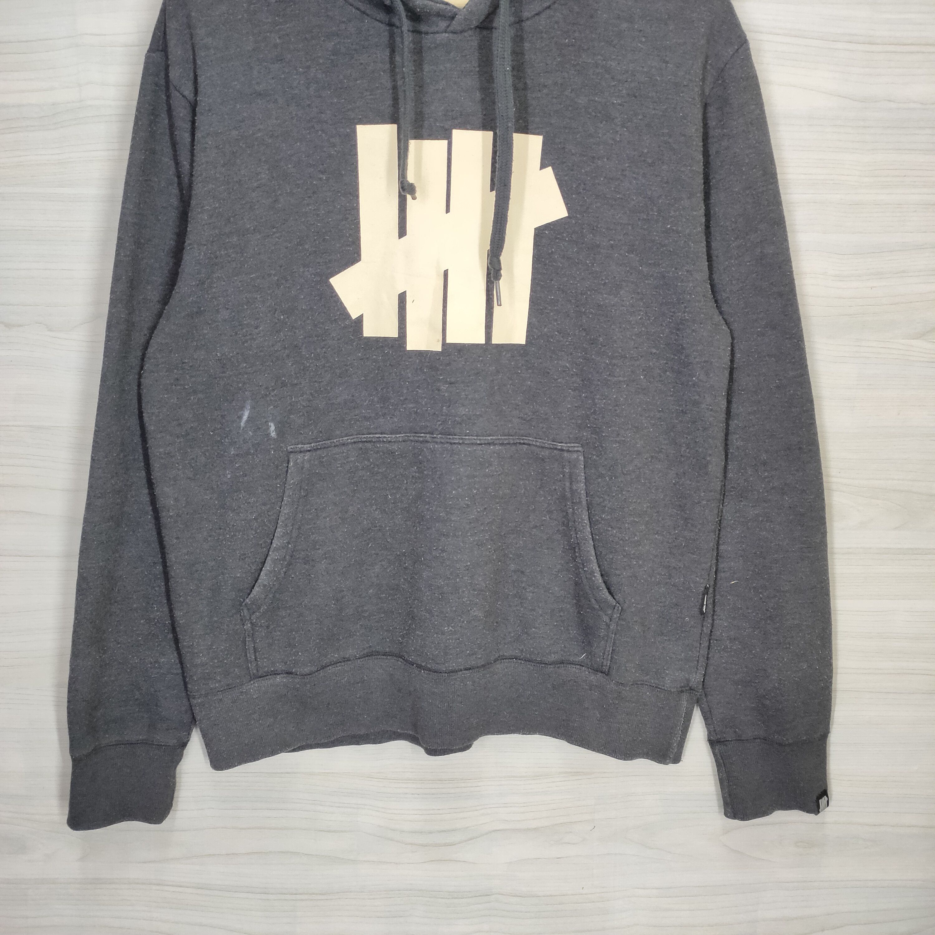 Undefeated Undefeated hoodie medium Size US M / EU 48-50 / 2 - 3 Thumbnail