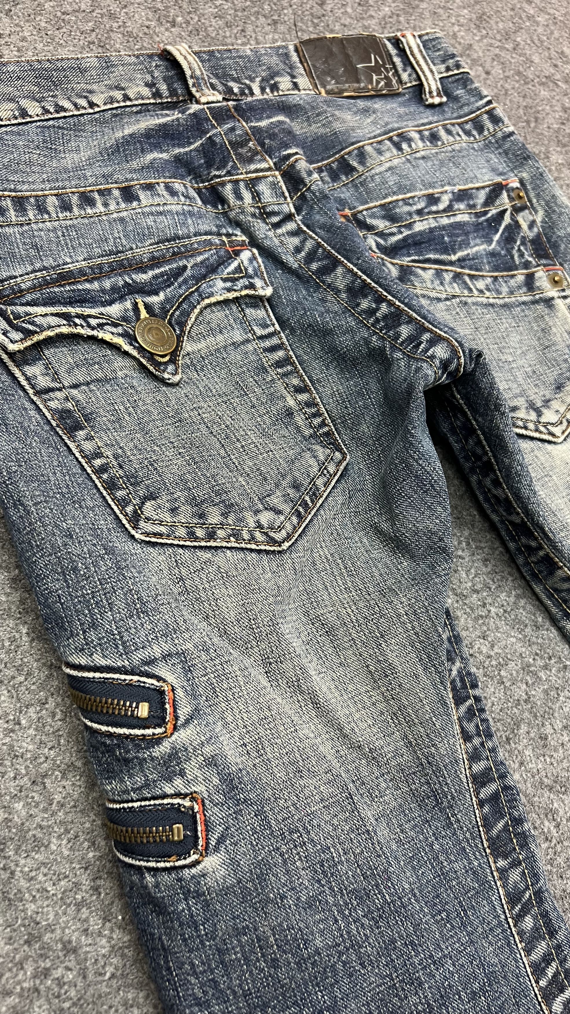 Japanese Brand RattleTrap Slight Flare Acid Wash Boot Cut Size US 32 / EU 48 - 10 Thumbnail