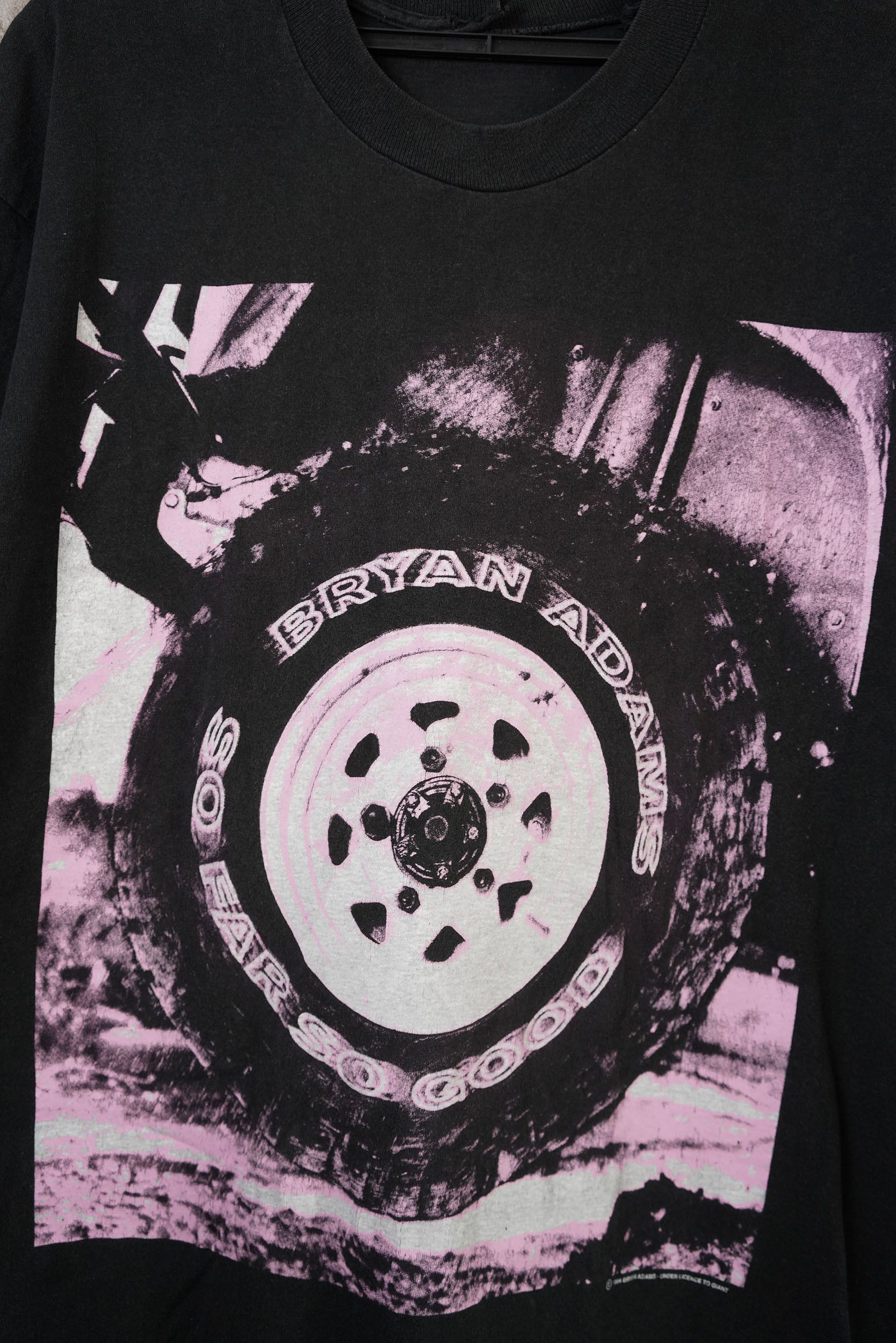 Band Tees Vintage 90s Bryan Adams Far So Good Tour Tshirt Size US XL / EU 56 / 4 - 3 Thumbnail