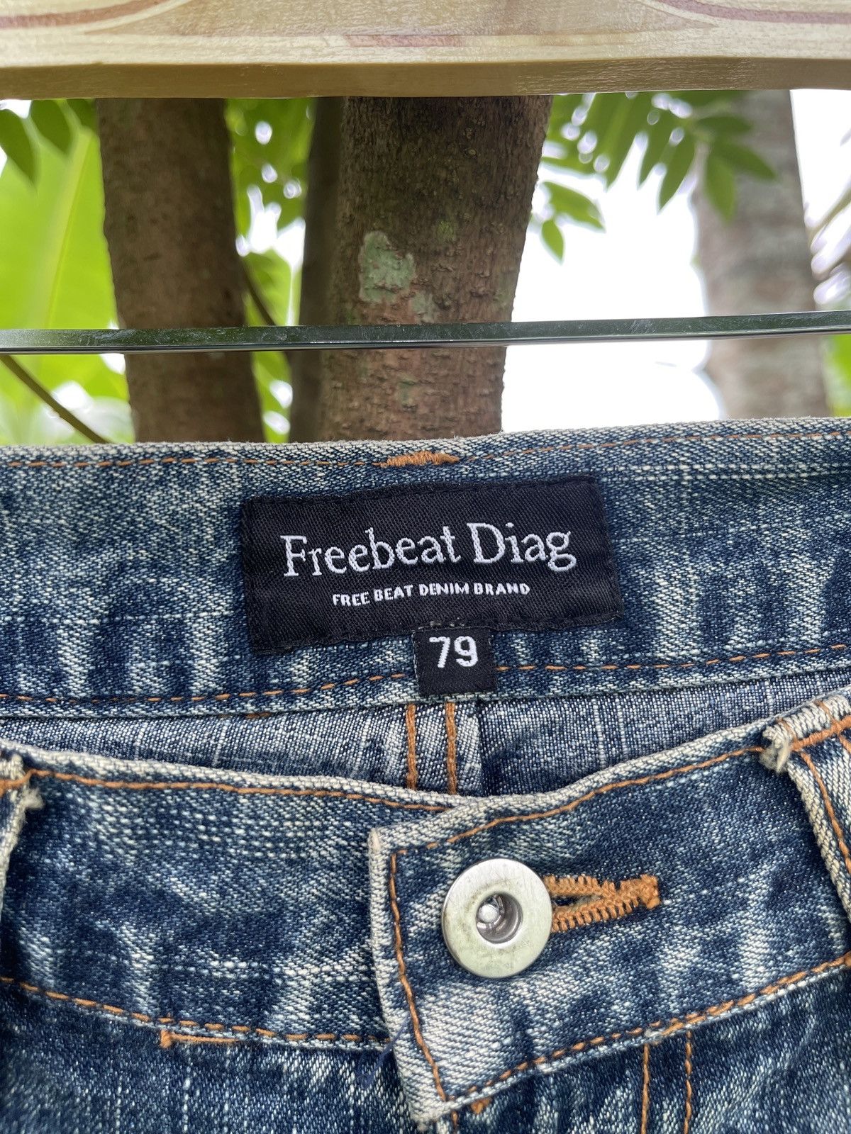 Japanese Brand × Vintage JAPANESE FREEBEAT DIAG SKULL LOGO PRINT POEM DISTRES JEANS Size US 31 - 13 Thumbnail