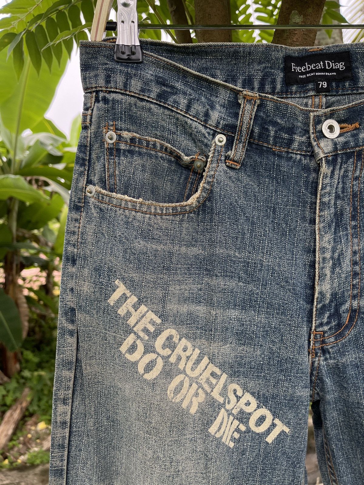 Japanese Brand × Vintage JAPANESE FREEBEAT DIAG SKULL LOGO PRINT POEM DISTRES JEANS Size US 31 - 3 Thumbnail