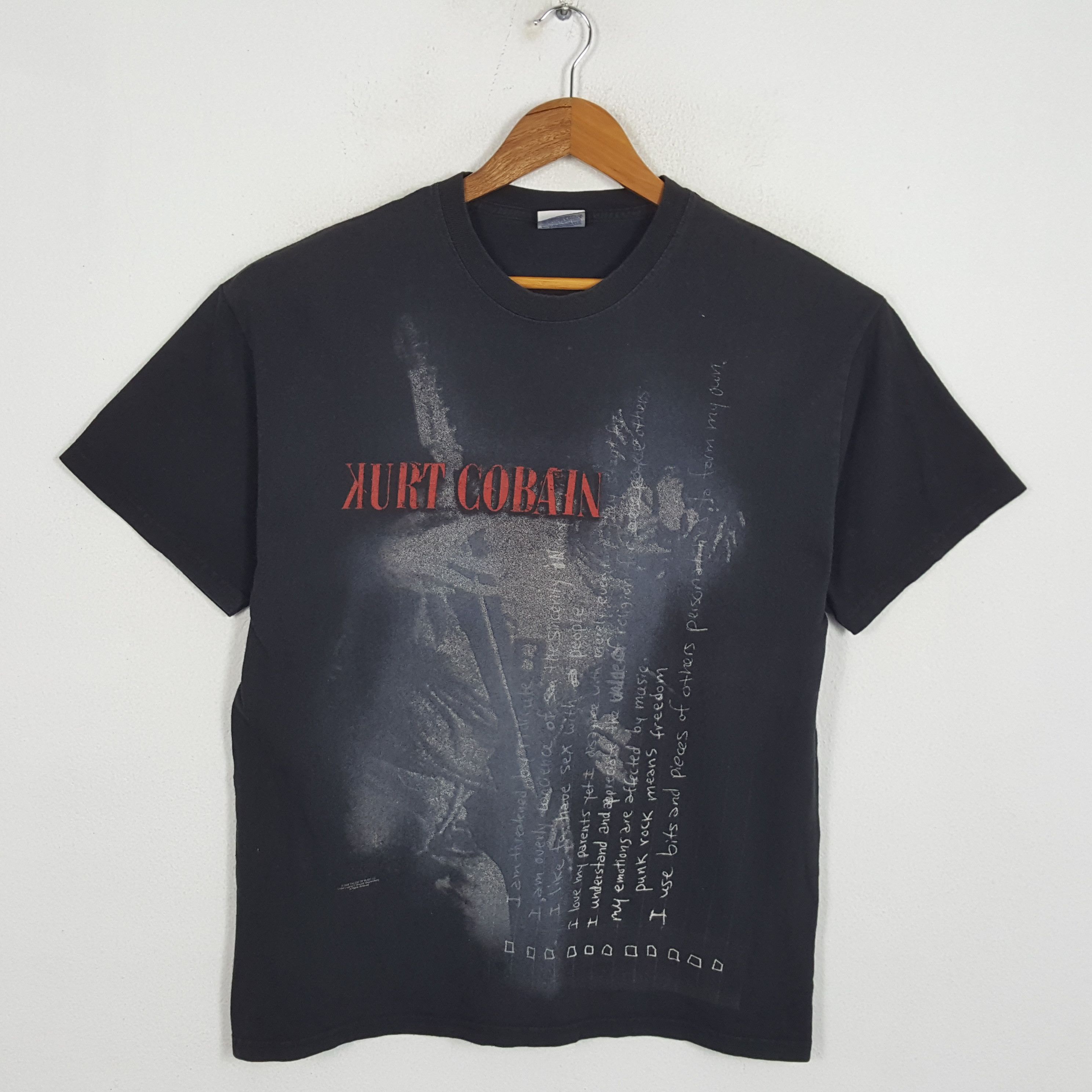 Vintage KURT COBAIN Nirvana American Rock Band T-Shirt