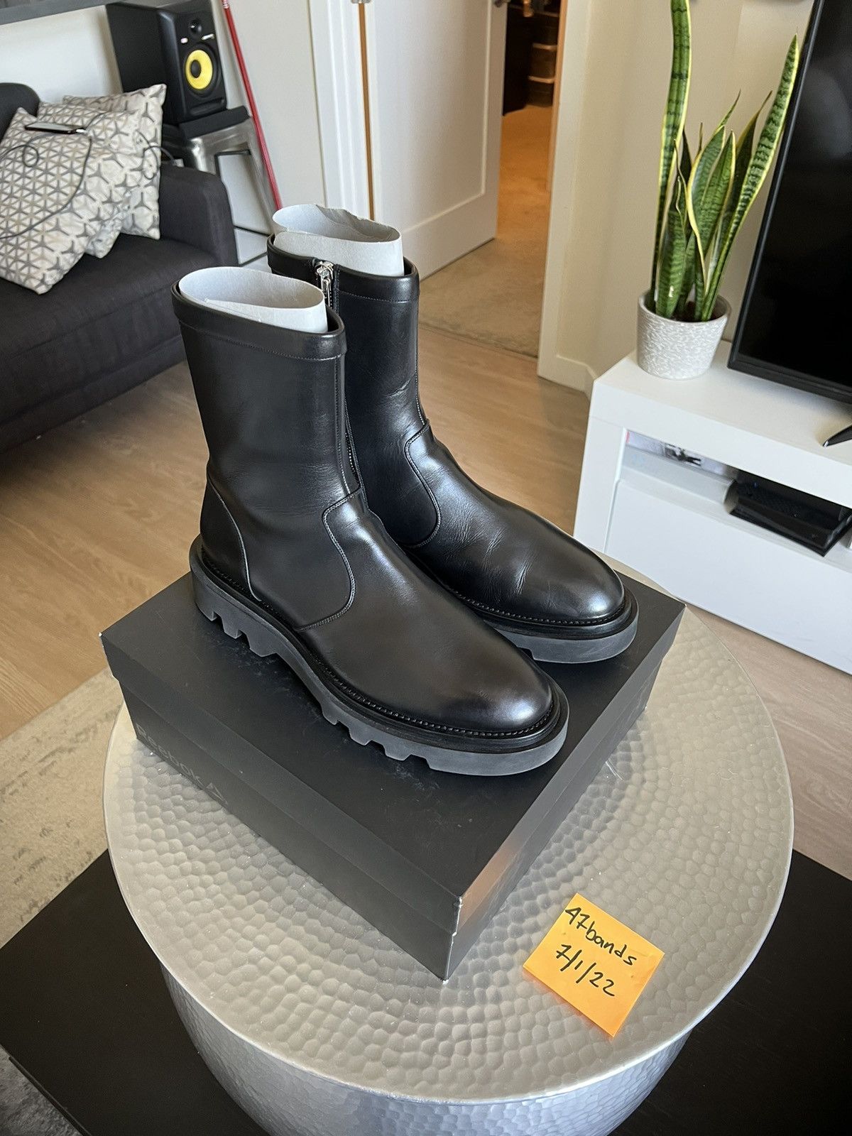 Givenchy Givenchy Zip Pull Up Chelsea Boots Size US 11 / EU 44 - 1 Thumbnail