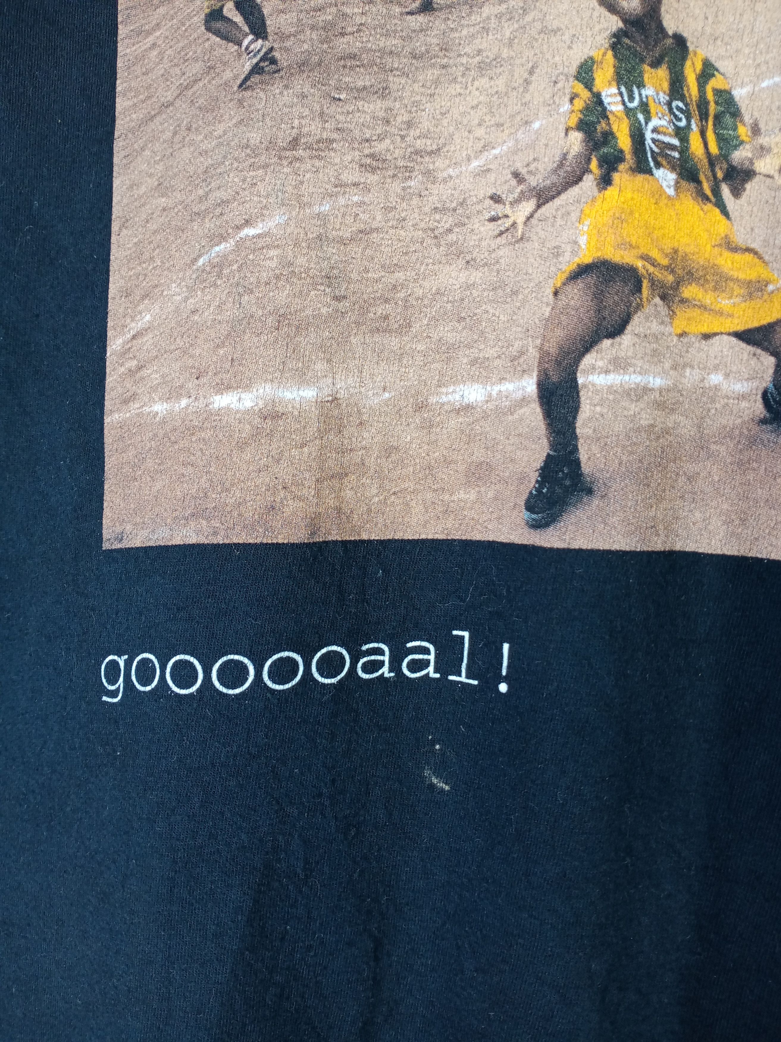 Vintage Very Rare Vintage Unicef X FIFA Collaboration Tshirt Size US M / EU 48-50 / 2 - 7 Thumbnail