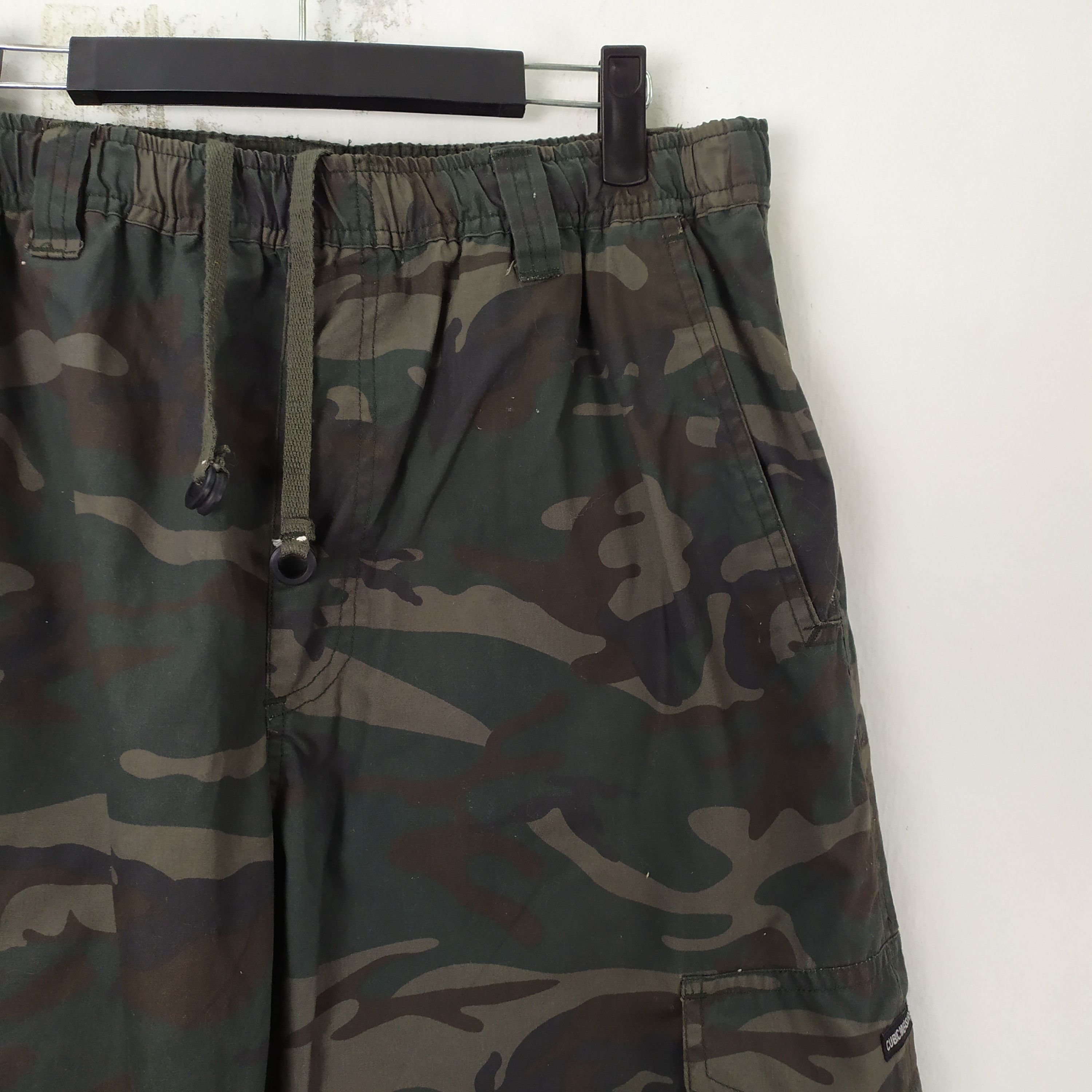 Japanese Brand CUBIC MEASURE SPRING WAIST CARGO PANTS Size US 31 - 2 Thumbnail