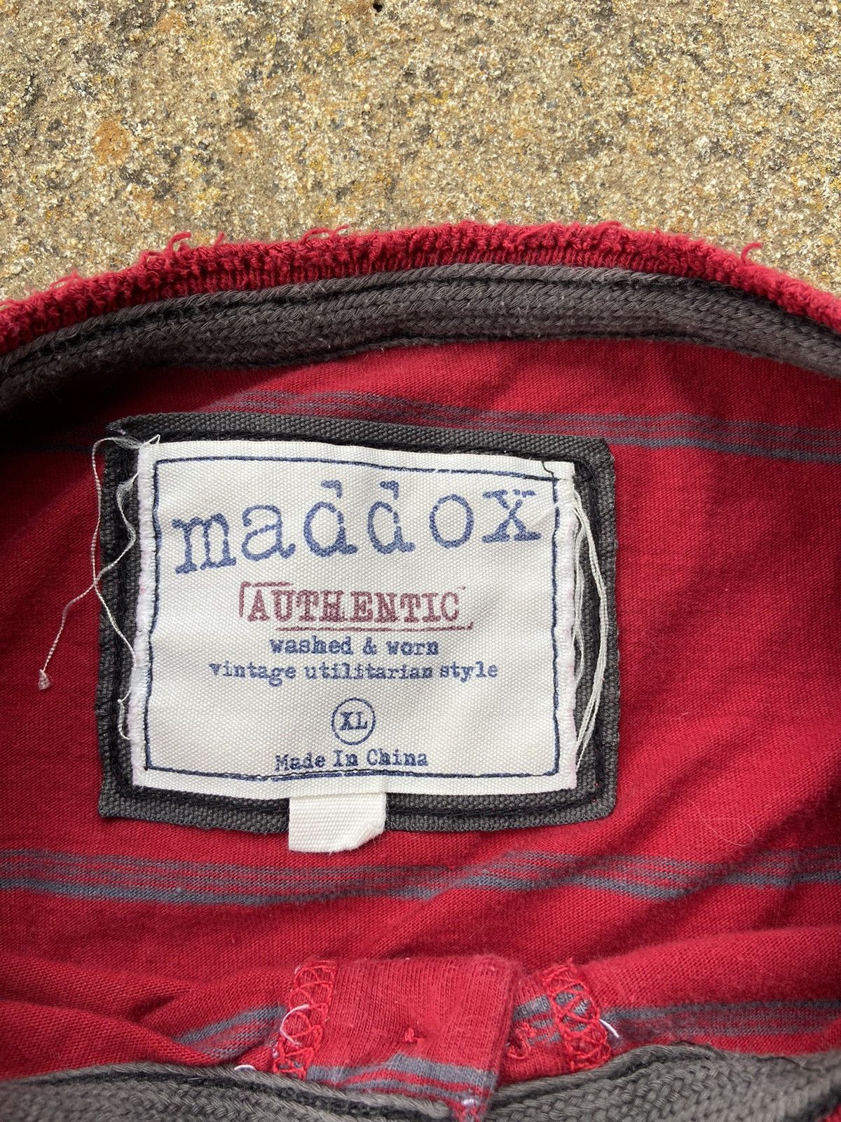 Vintage Maddox. Authentic. Vintage T shirt Size US XL / EU 56 / 4 - 2 Thumbnail