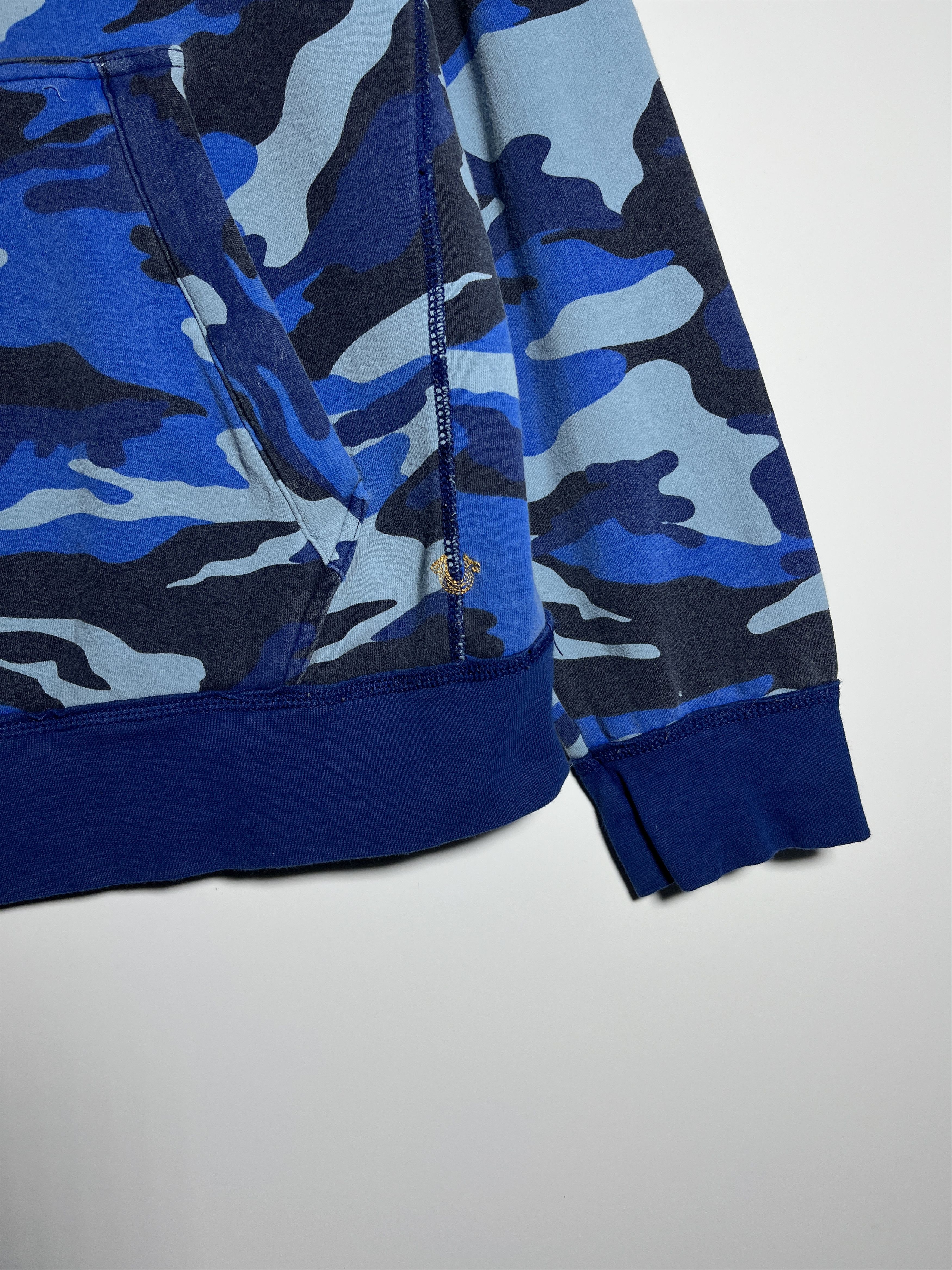 True Religion True Religion Camo Hoodie Size M Size US M / EU 48-50 / 2 - 6 Thumbnail