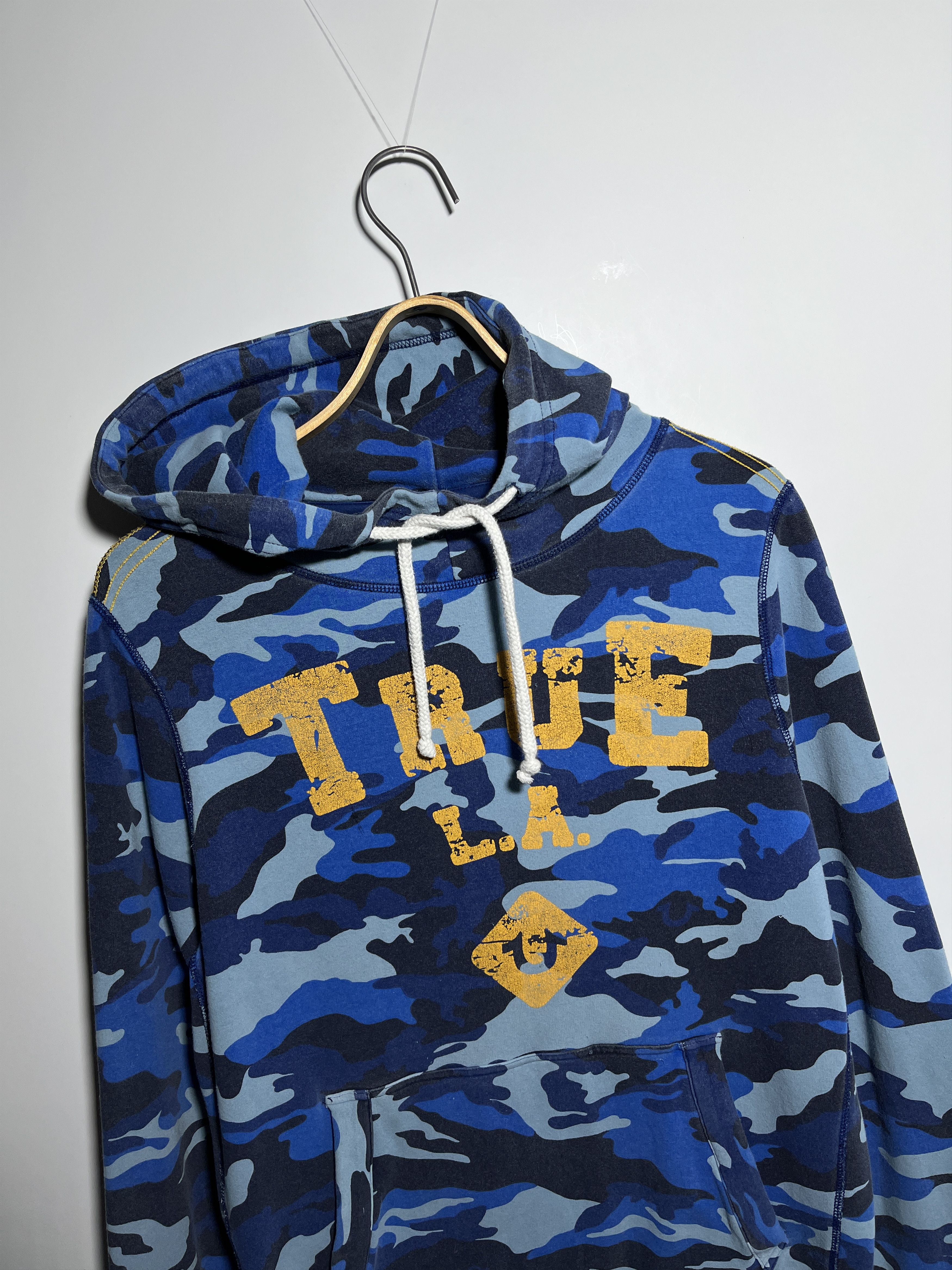 True Religion True Religion Camo Hoodie Size M Size US M / EU 48-50 / 2 - 3 Thumbnail
