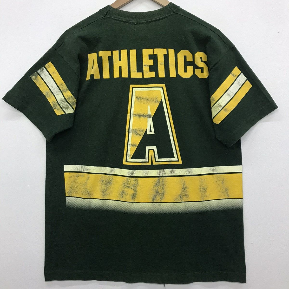 Vintage Vintage 90s Oakland Athletics MLB Big Logo Men Tshirt Size US M / EU 48-50 / 2 - 7 Thumbnail