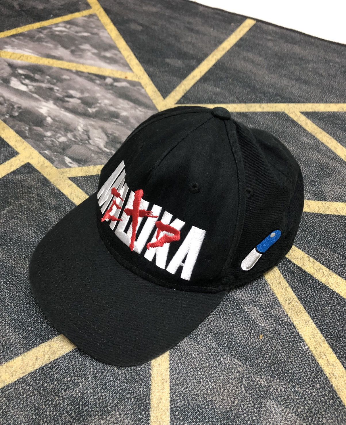 Mishka × Vintage Vintage Mishka Cap X Akira SnapBack Adjustable Size ONE SIZE - 1 Thumbnail