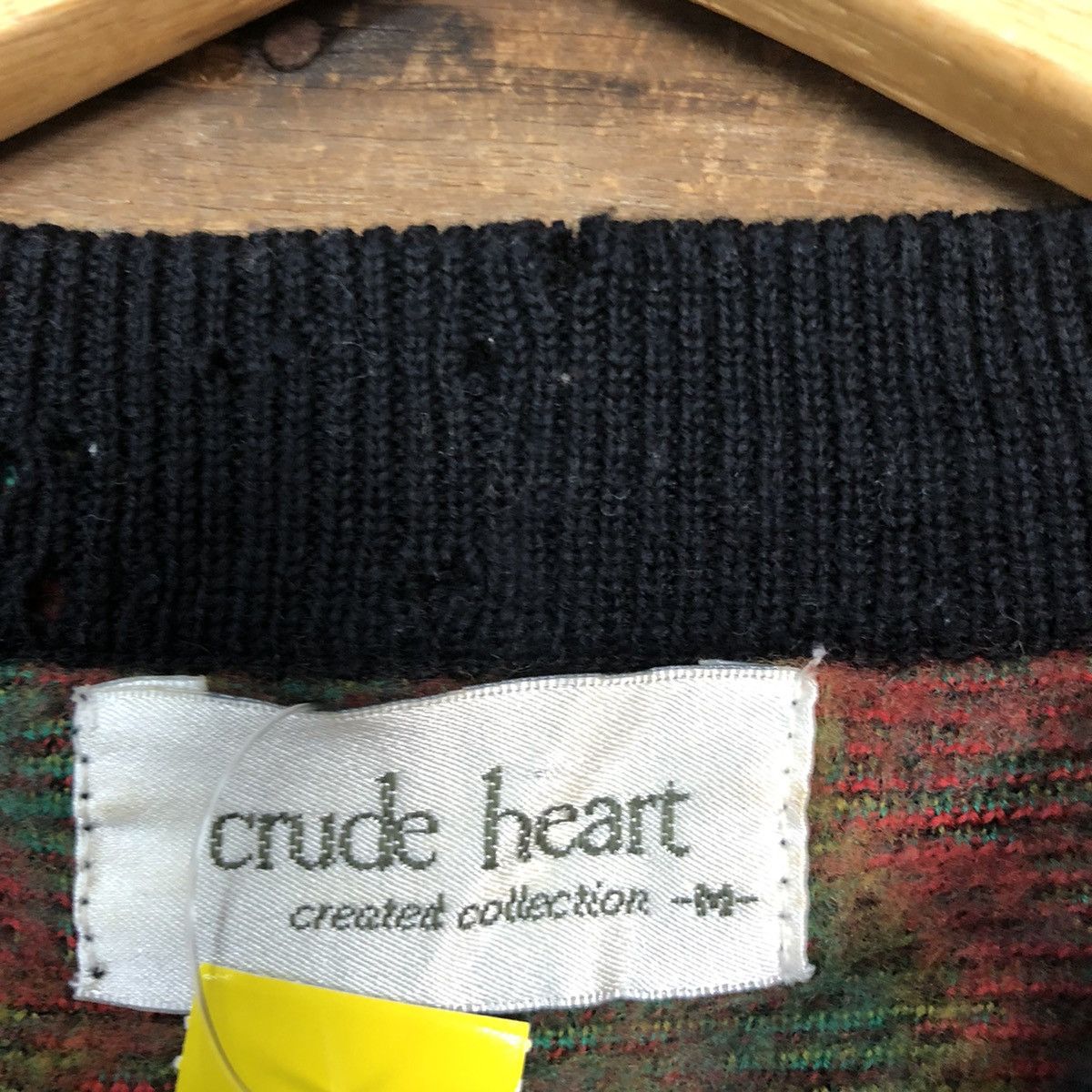 Vintage Crude Heart Red art sweatshirt Knitwear #3741 Size US S / EU 44-46 / 1 - 11 Thumbnail