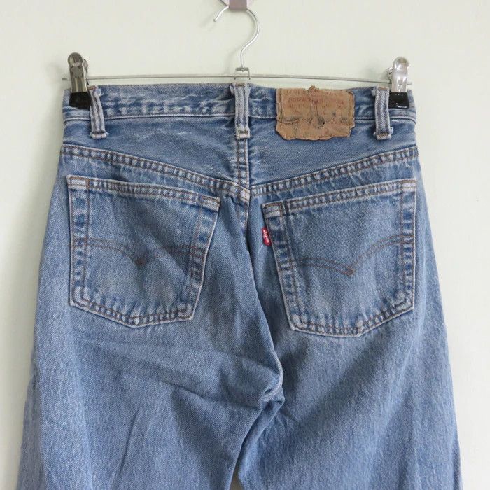 Levi's × Vintage Vintage 80's Levi's Light Wash Distressed Jeans Size US 26 / EU 42 - 4 Thumbnail