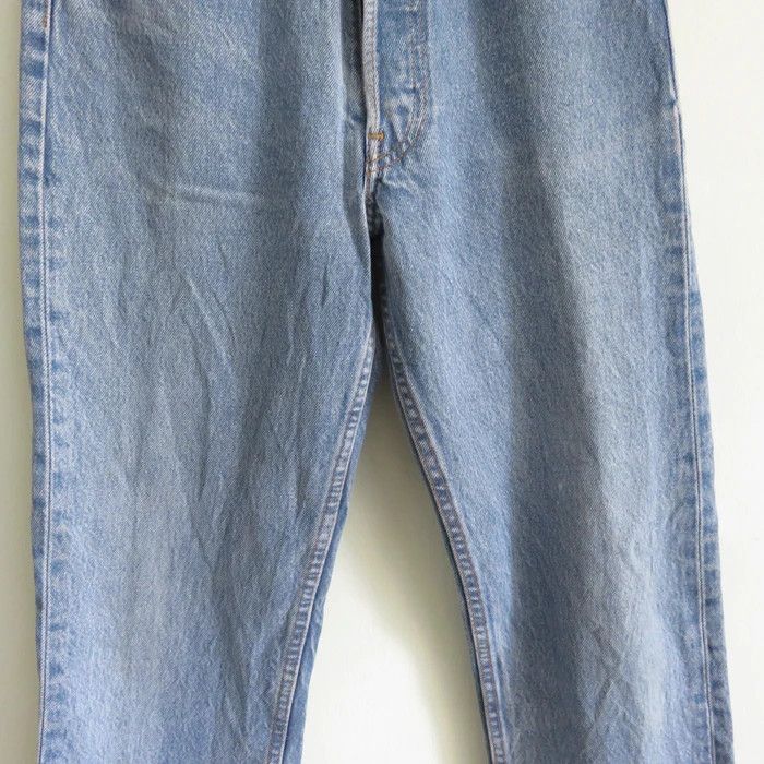 Levi's × Vintage Vintage 80's Levi's Light Wash Distressed Jeans Size US 26 / EU 42 - 7 Thumbnail