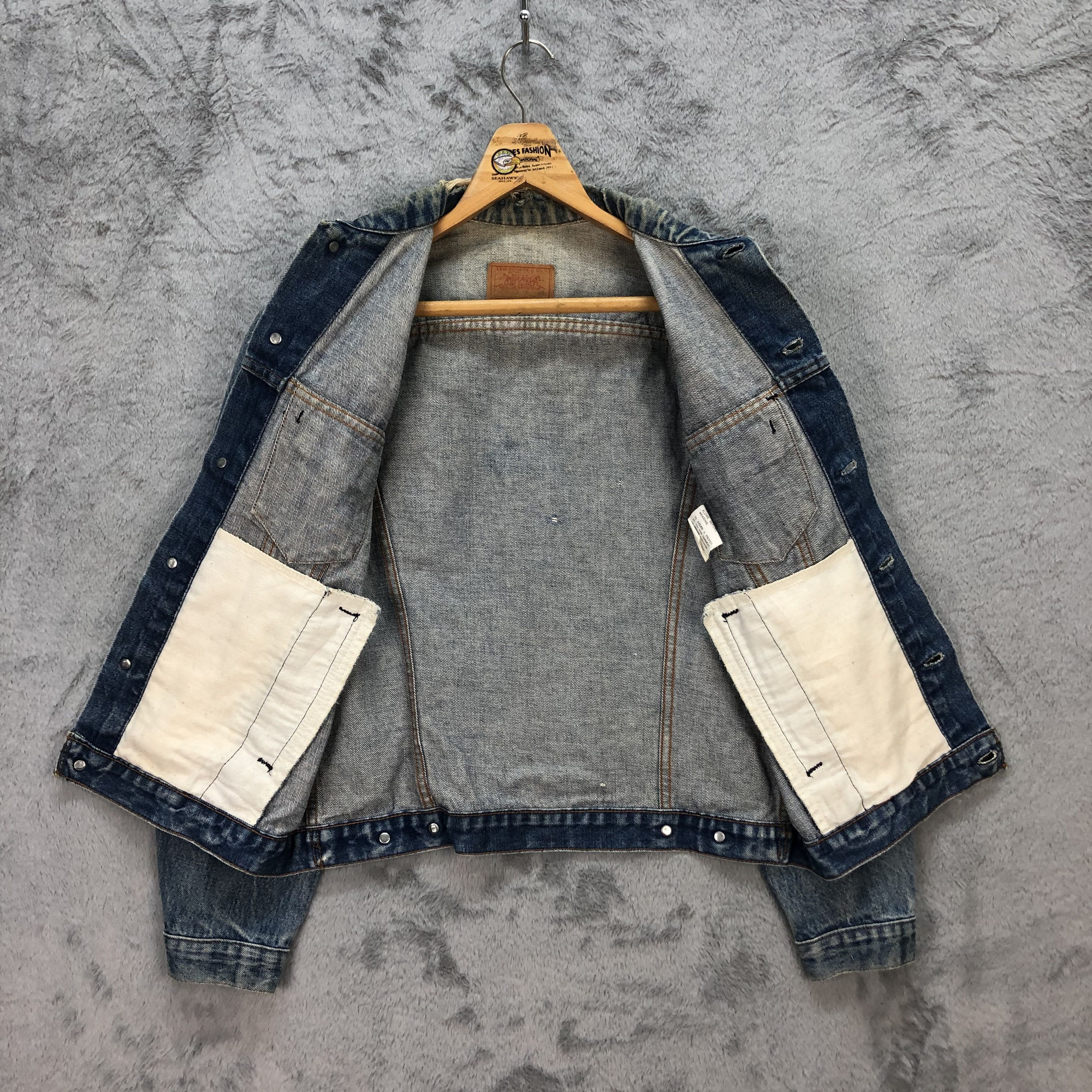 Levi's VTG LEVI'S MADE IN FRANCE DENIM JACKET BUTTON 276 #5557-197 Size US S / EU 44-46 / 1 - 10 Thumbnail