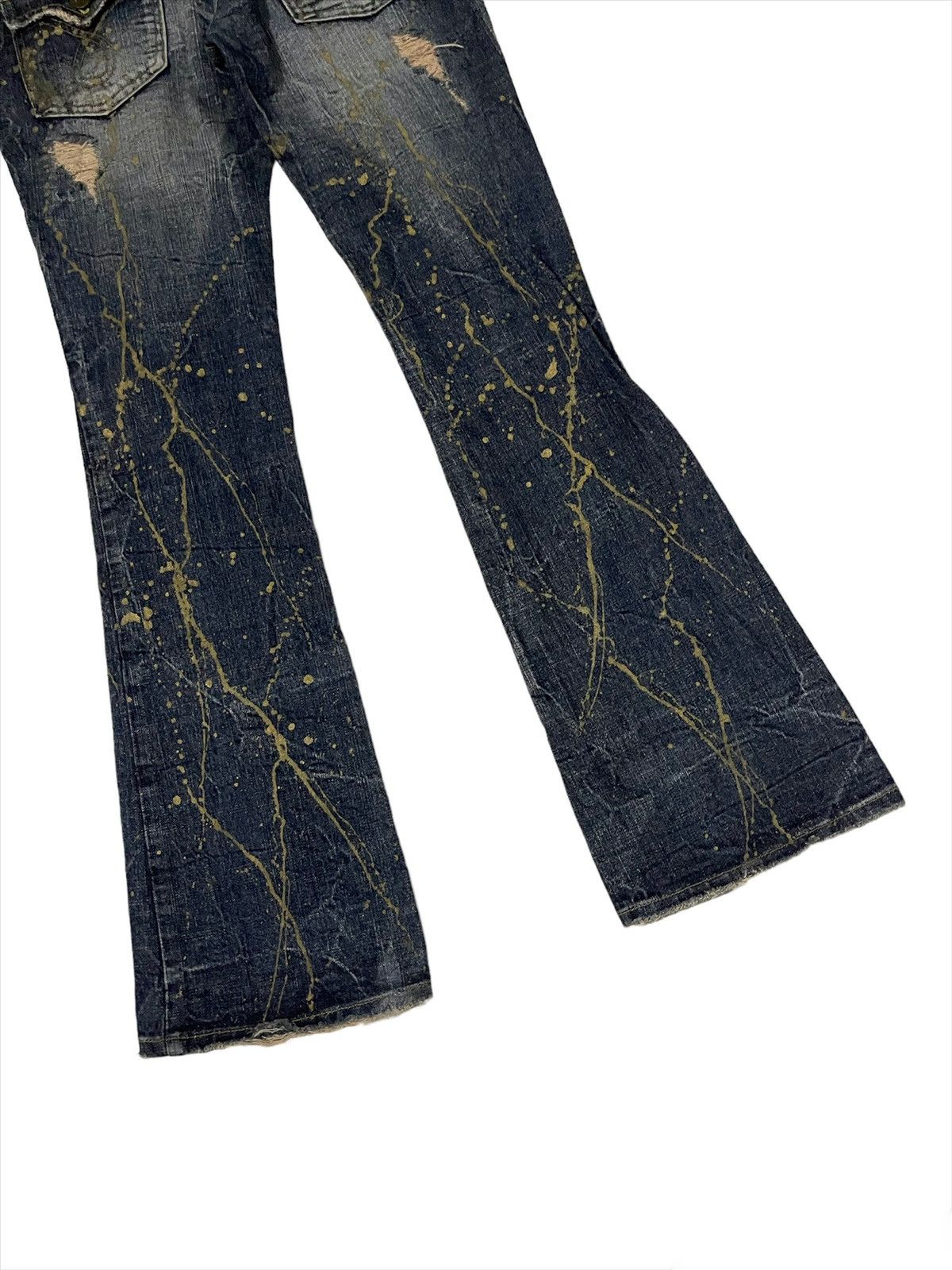 Designer Distressed Flare Low Rise Jeans Size 30" / US 8 / IT 44 - 6 Thumbnail