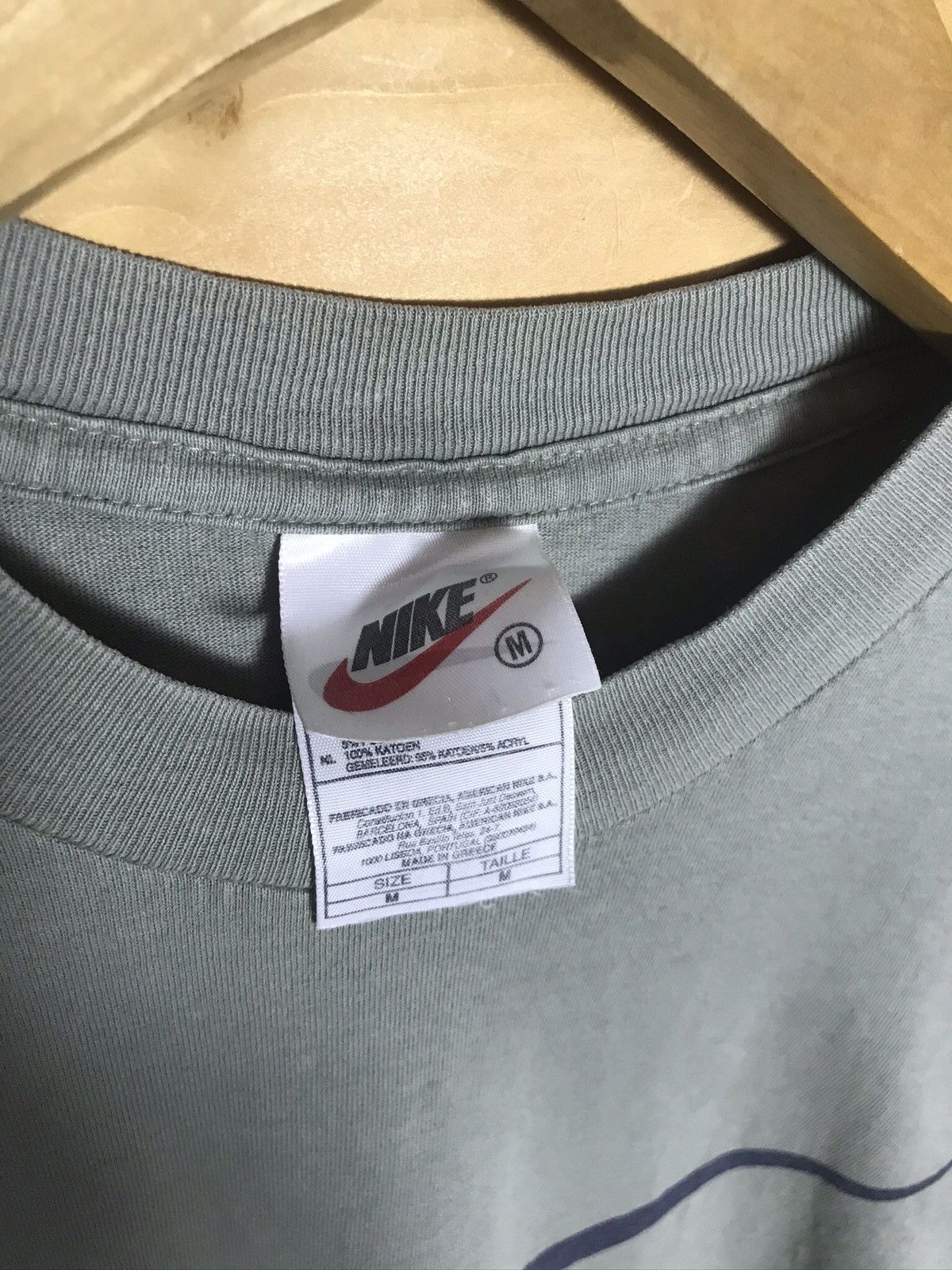 Vintage Vintage 90’s Nike swoosh t-shirt Size US M / EU 48-50 / 2 - 6 Thumbnail