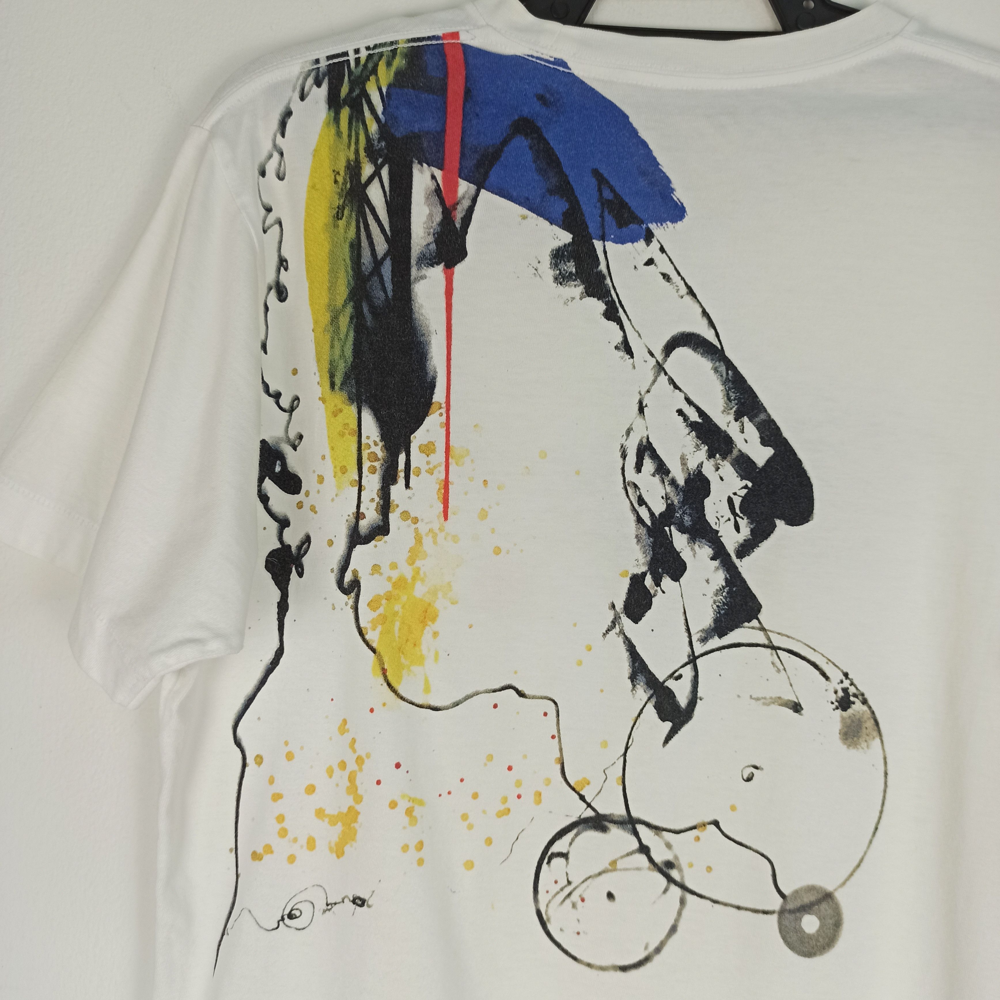 Futura × Uniqlo 🔥Rare🔥 Art Futura x Uniqlo Tshirt Japan Size US S / EU 44-46 / 1 - 7 Thumbnail
