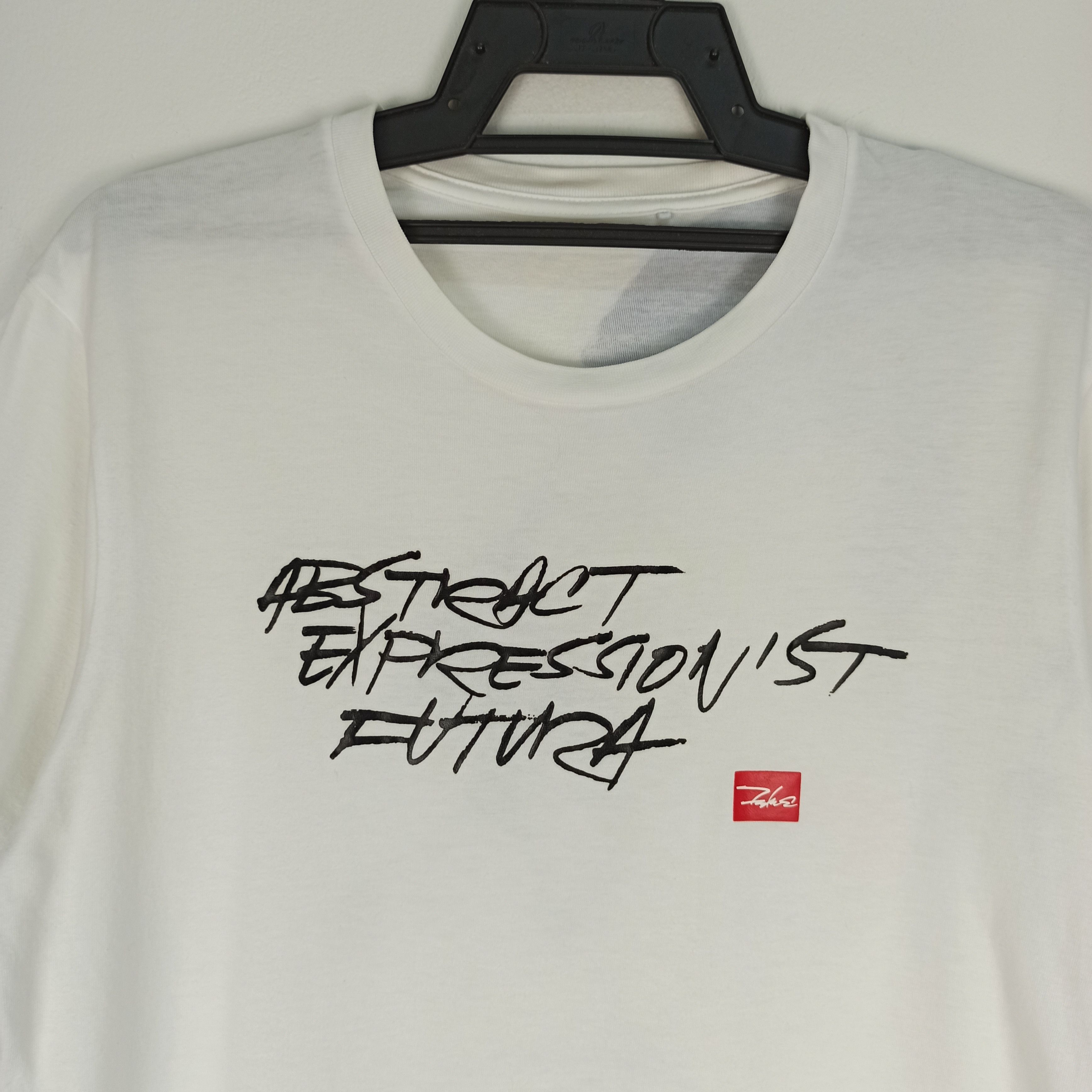 Futura × Uniqlo 🔥Rare🔥 Art Futura x Uniqlo Tshirt Japan Size US S / EU 44-46 / 1 - 2 Thumbnail