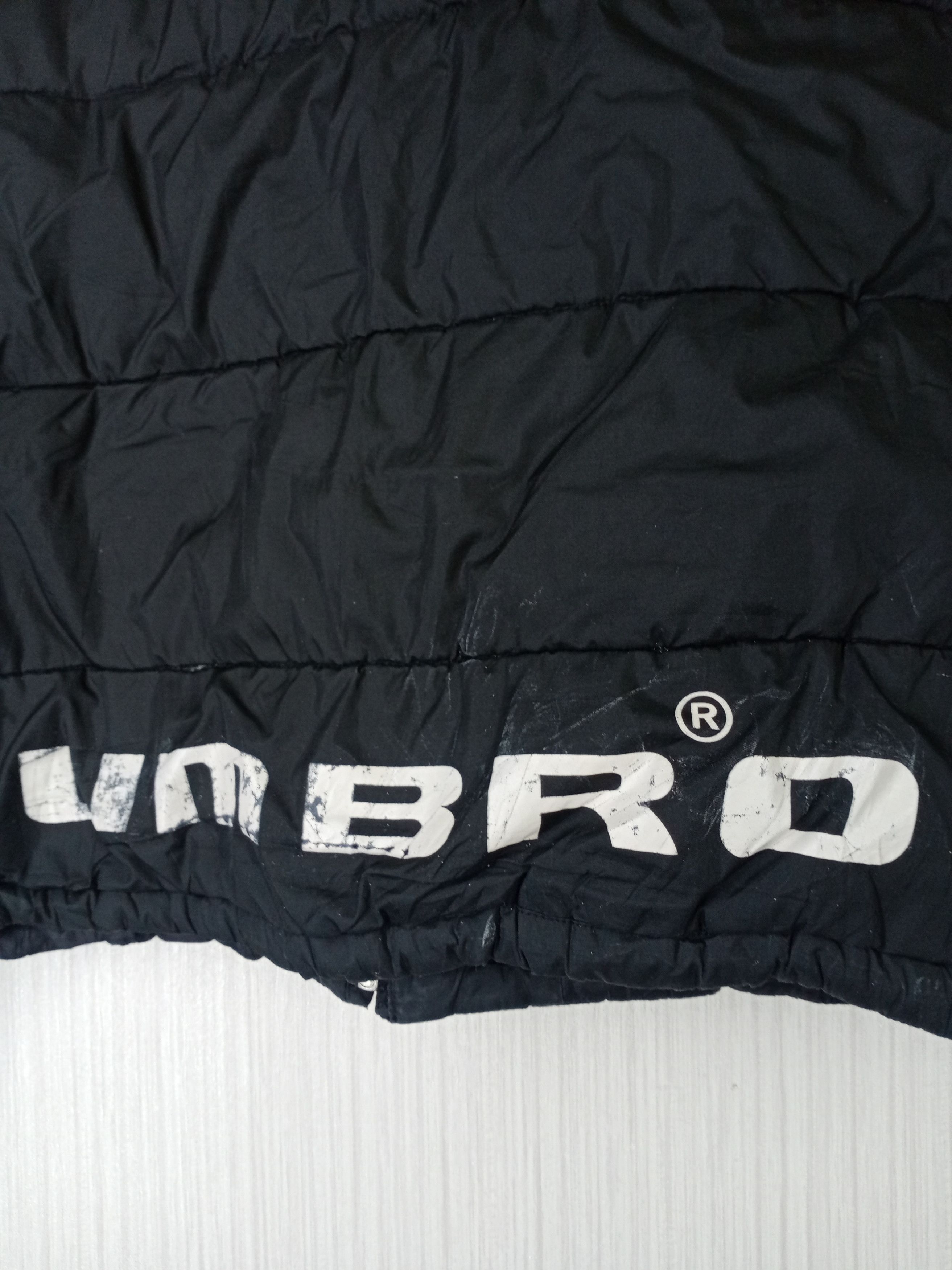 Umbro Vintage Umbro Puffer Vest Jacket Size US L / EU 52-54 / 3 - 4 Thumbnail