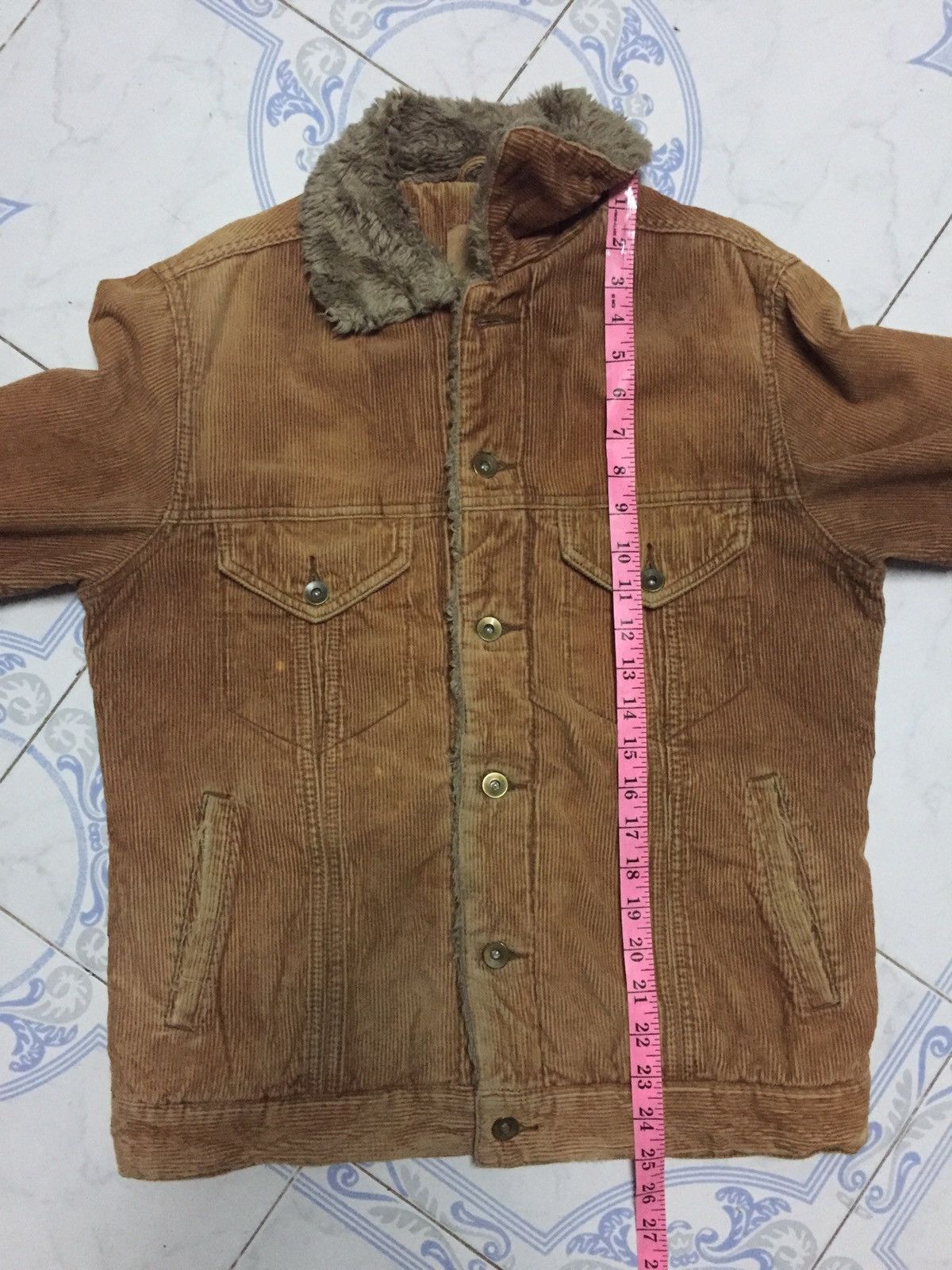 Uniqlo Uniqlo Corduroy Jacket With Fleece Collar Size US M / EU 48-50 / 2 - 23 Thumbnail