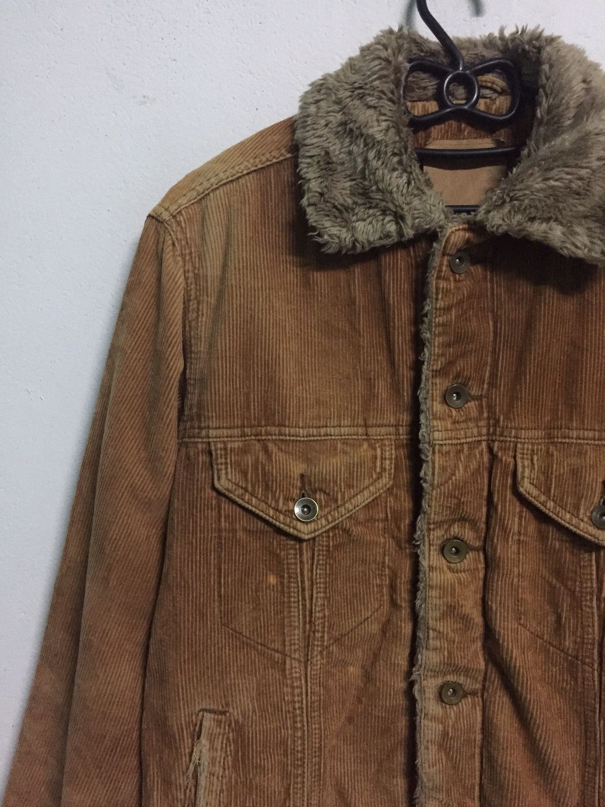 Uniqlo Uniqlo Corduroy Jacket With Fleece Collar Size US M / EU 48-50 / 2 - 3 Thumbnail