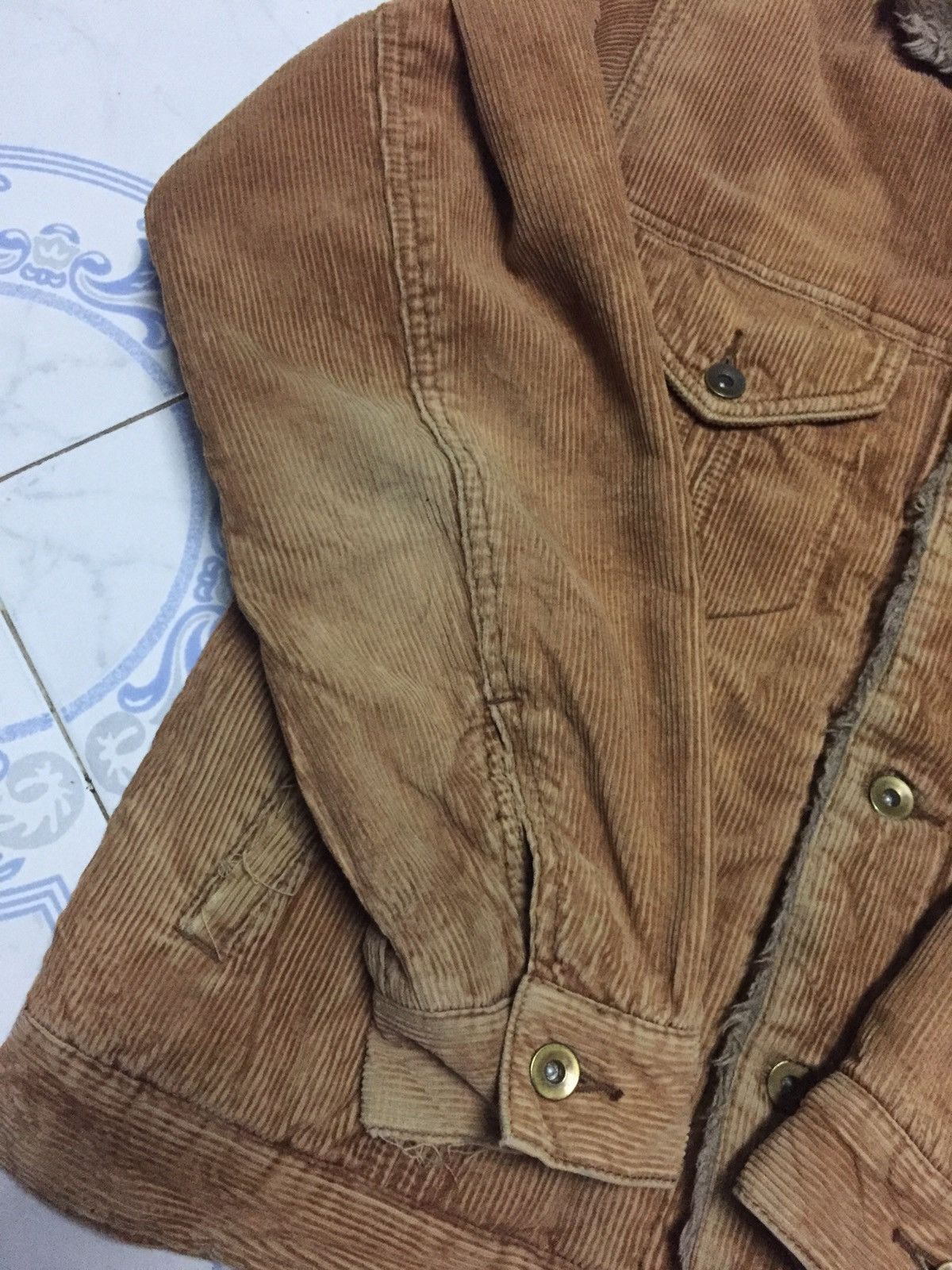 Uniqlo Uniqlo Corduroy Jacket With Fleece Collar Size US M / EU 48-50 / 2 - 17 Thumbnail