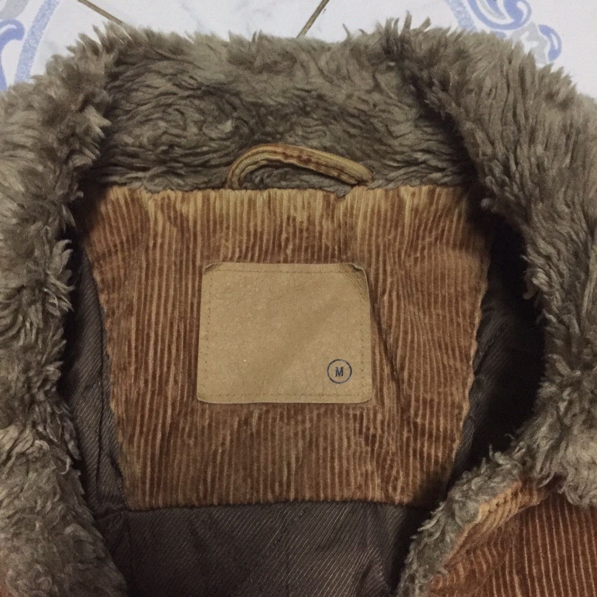 Uniqlo Uniqlo Corduroy Jacket With Fleece Collar Size US M / EU 48-50 / 2 - 19 Thumbnail