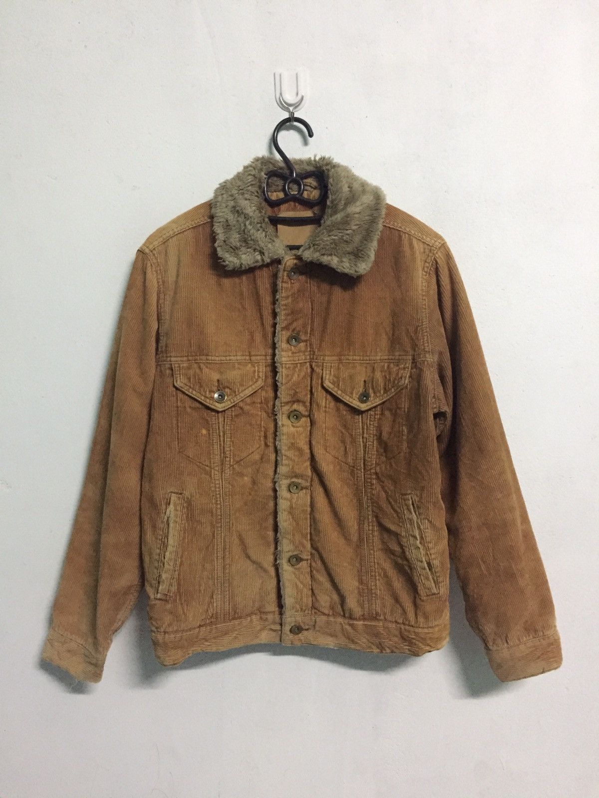 Uniqlo Corduroy Jacket With Fleece Collar