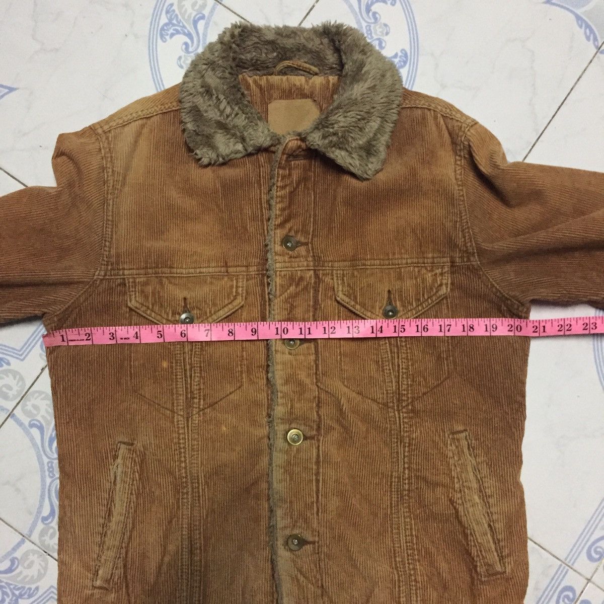 Uniqlo Uniqlo Corduroy Jacket With Fleece Collar Size US M / EU 48-50 / 2 - 22 Thumbnail