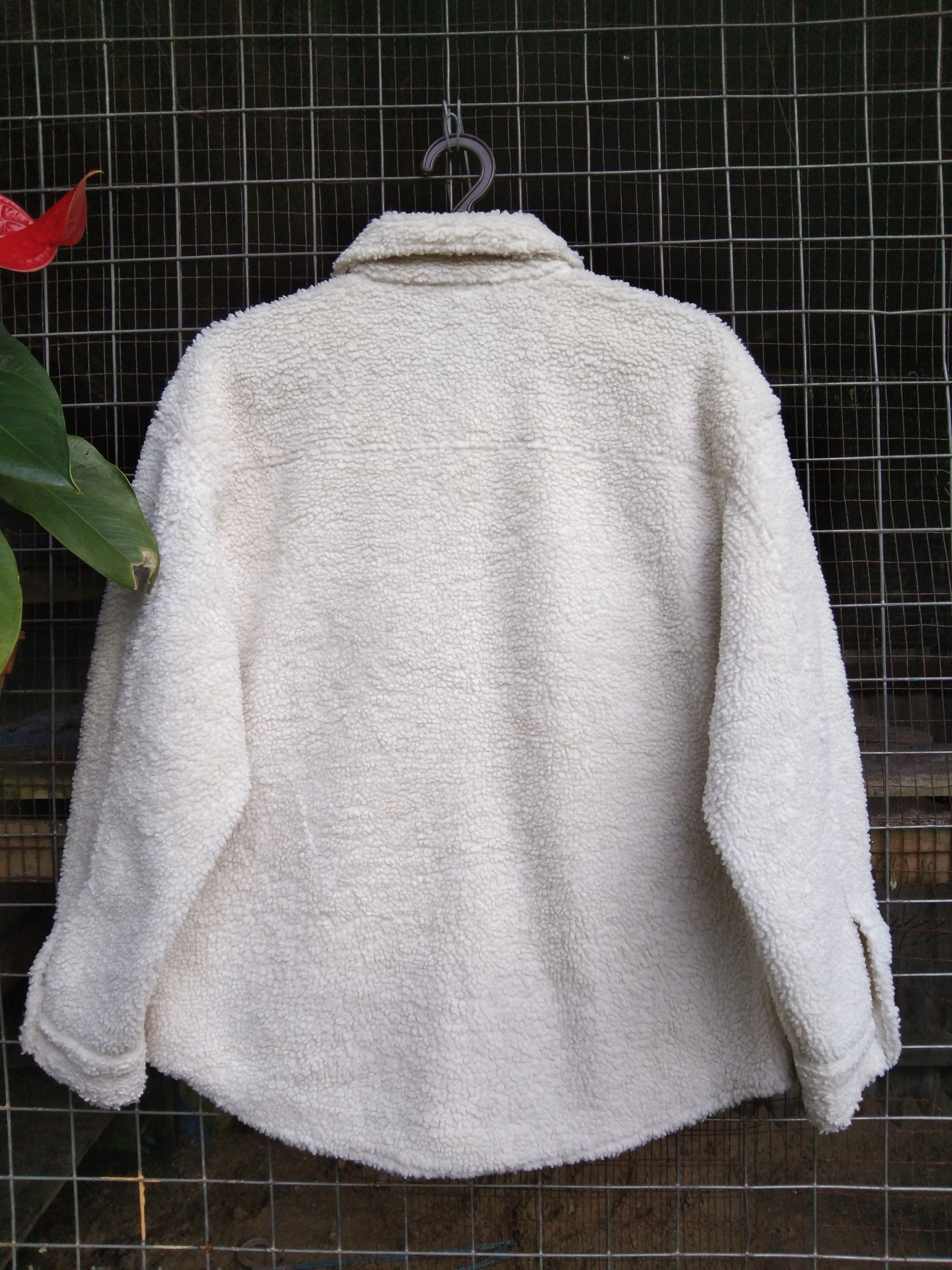 H&M DEEP PILE SHERPA JACKET by DIVIDED H&M Size S / US 4 / IT 40 - 8 Thumbnail