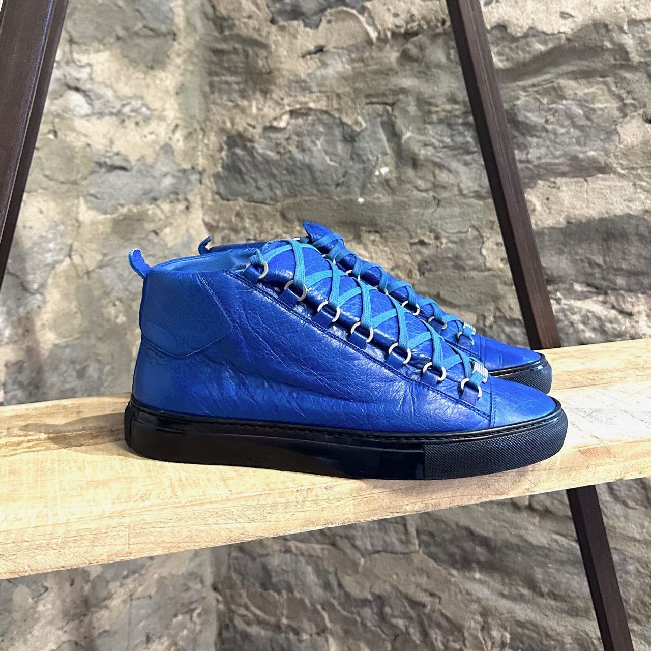 Balenciaga leather arena best sale