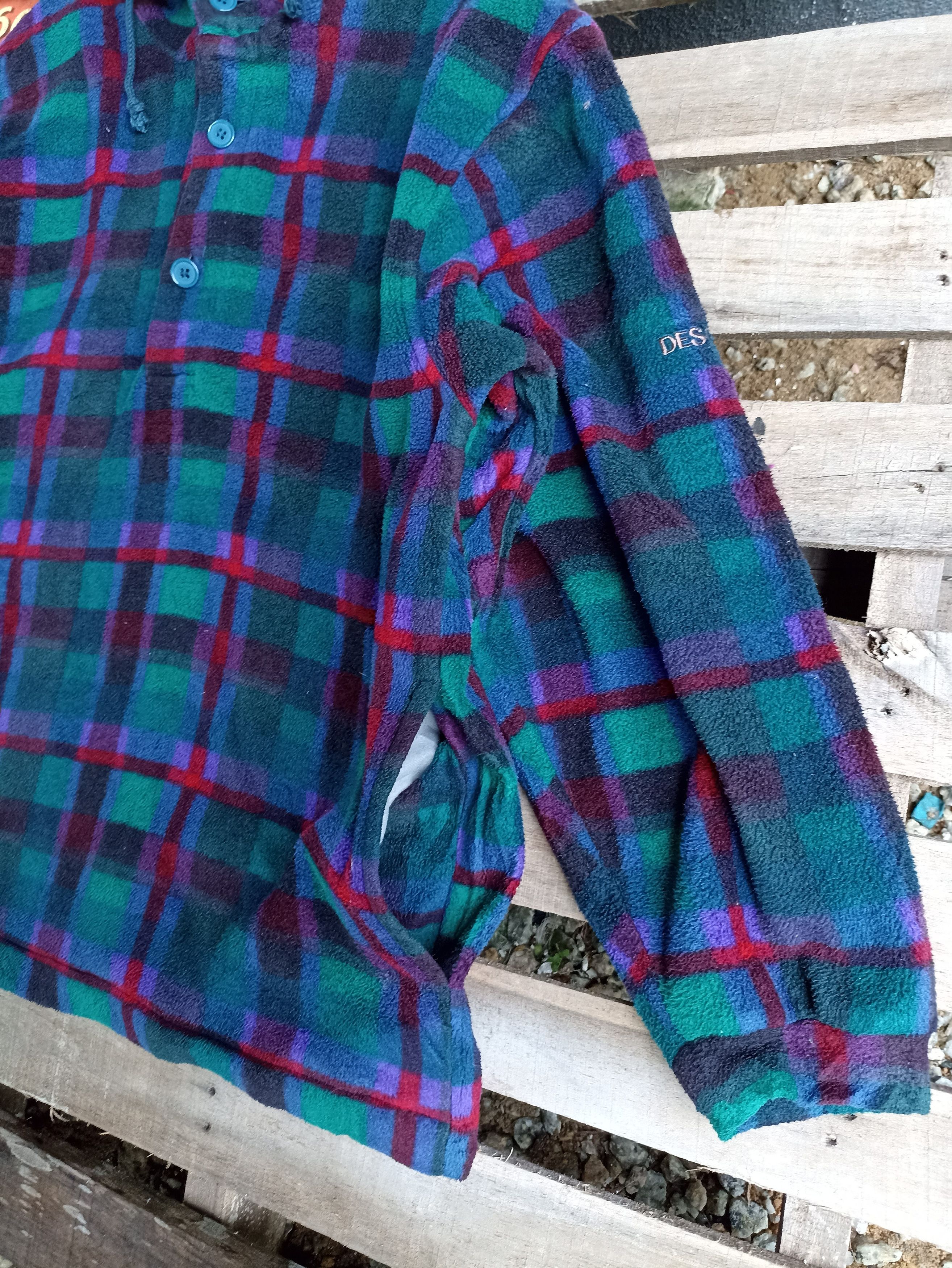 Descente × Japanese Brand × Vintage Vintage Descente Fleece Plaid Tartan Hoodie Size US L / EU 52-54 / 3 - 3 Thumbnail