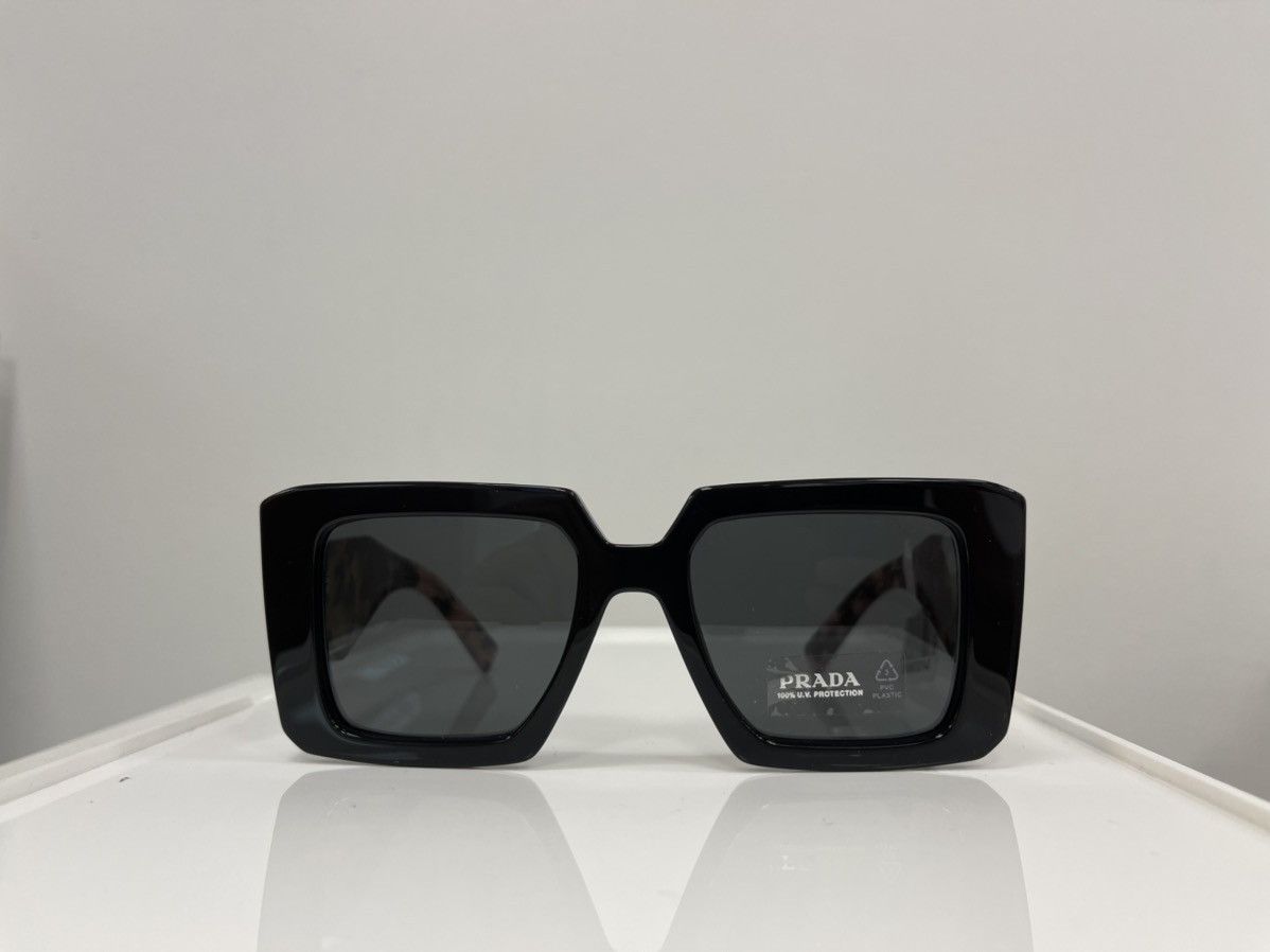 Prada × Vintage NEW Prada Sunglasses Rectangular Pete Davidson Kardashian Size ONE SIZE - 1 Thumbnail