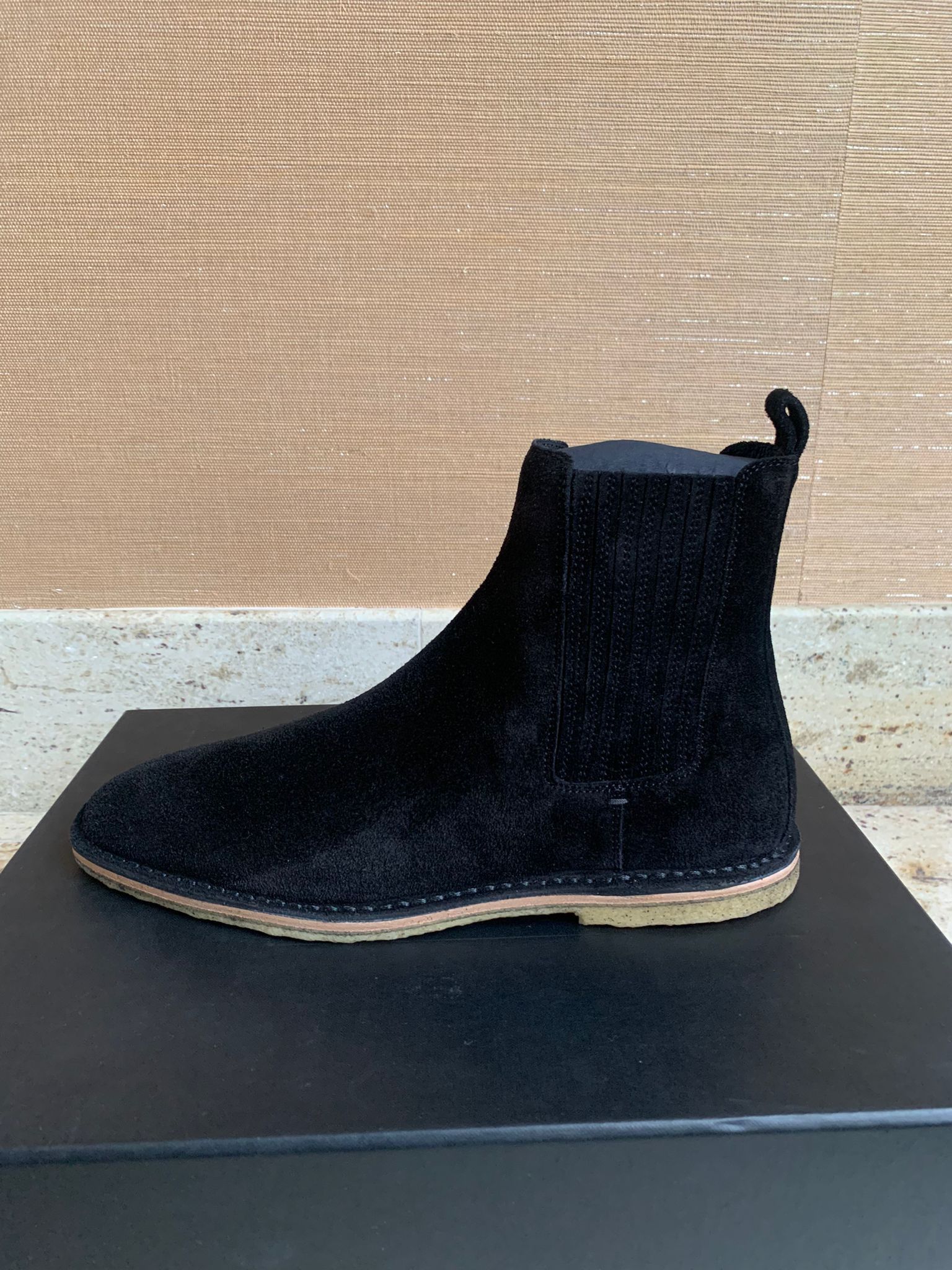 image of Saint Laurent Paris Nino 10 Chelsea Boots in Black, Men's (Size 7)